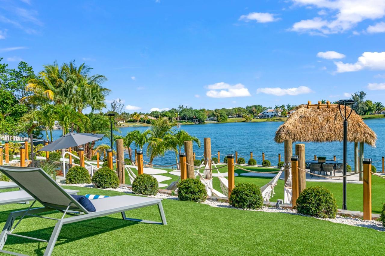 Wonderlake Infinity Pool Resort L66