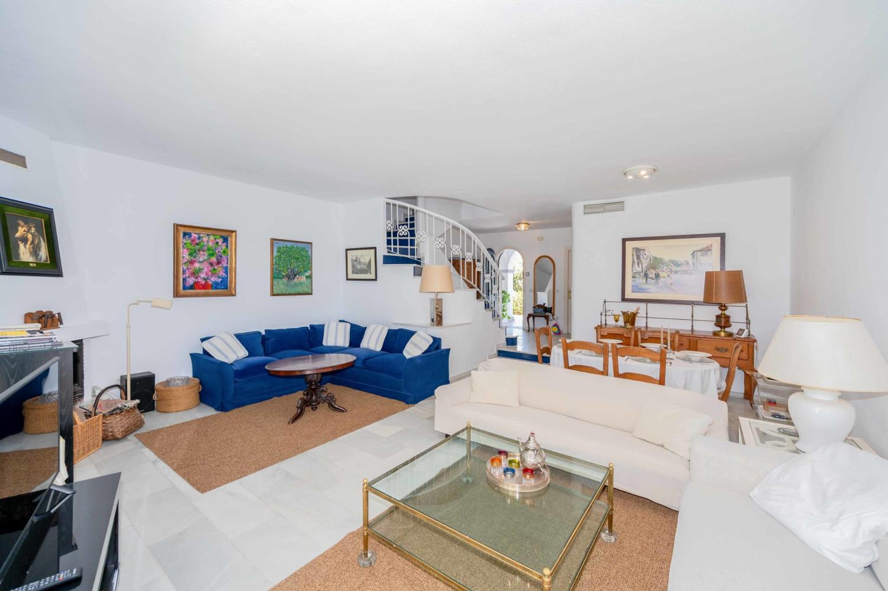 Villas del puerto cabopino