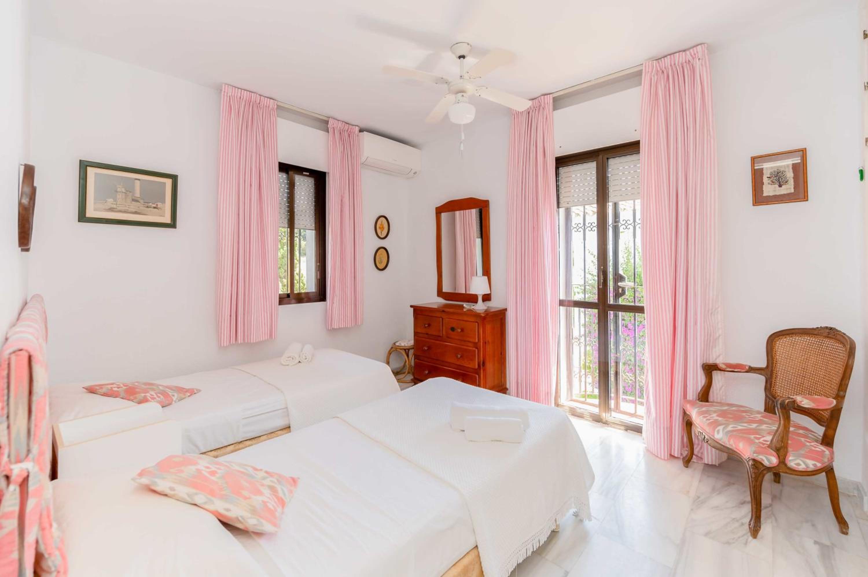 Villas del puerto cabopino