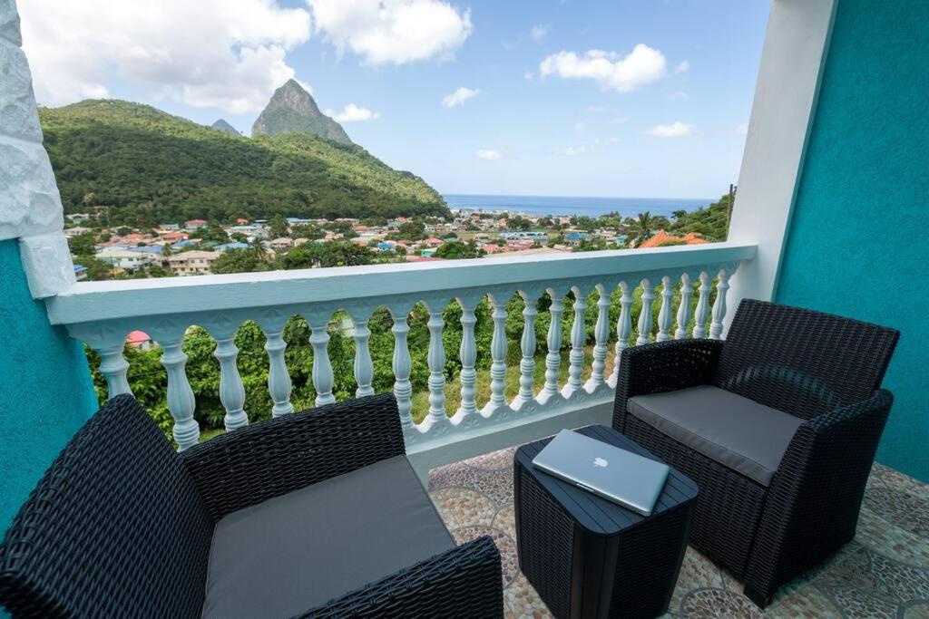 Sapphire Villa 4 - Pitons & Ocean Views