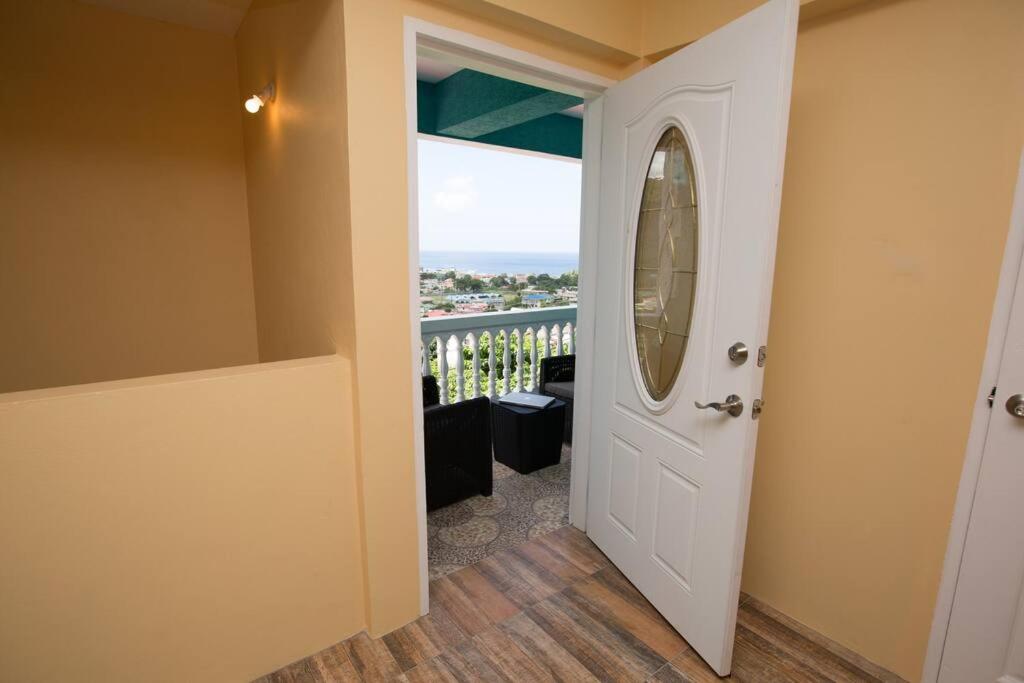 Sapphire Villa 4 - Pitons & Ocean Views