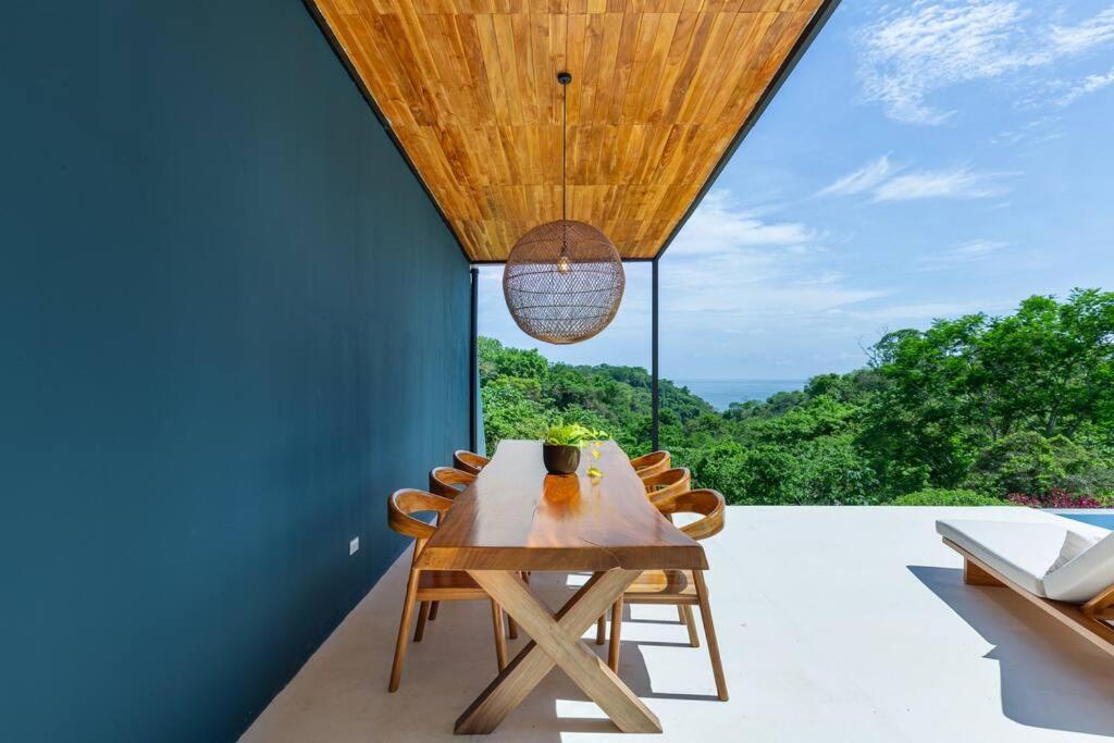 Elegant Ocean View Villa Serena