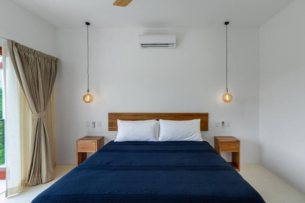 Elegant Ocean View Villa Serena