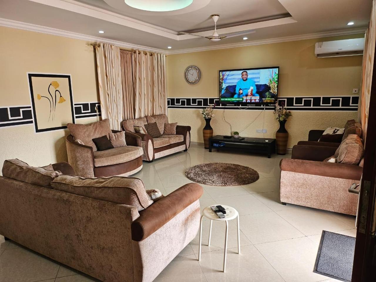 MacCarthy Residence