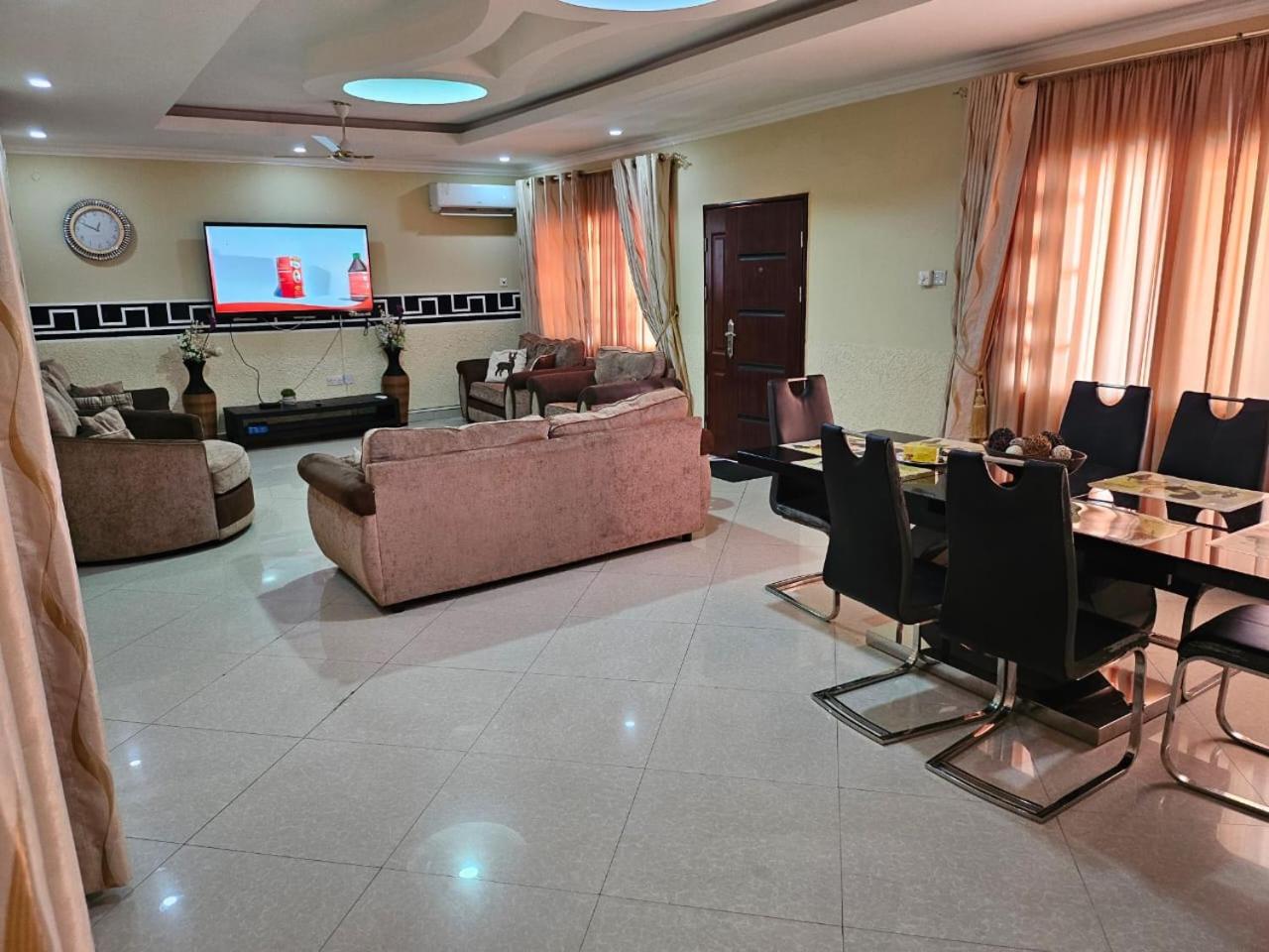 MacCarthy Residence