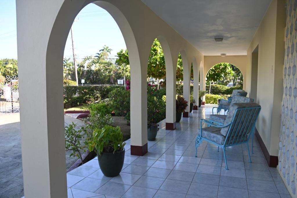 Cindy's Villa