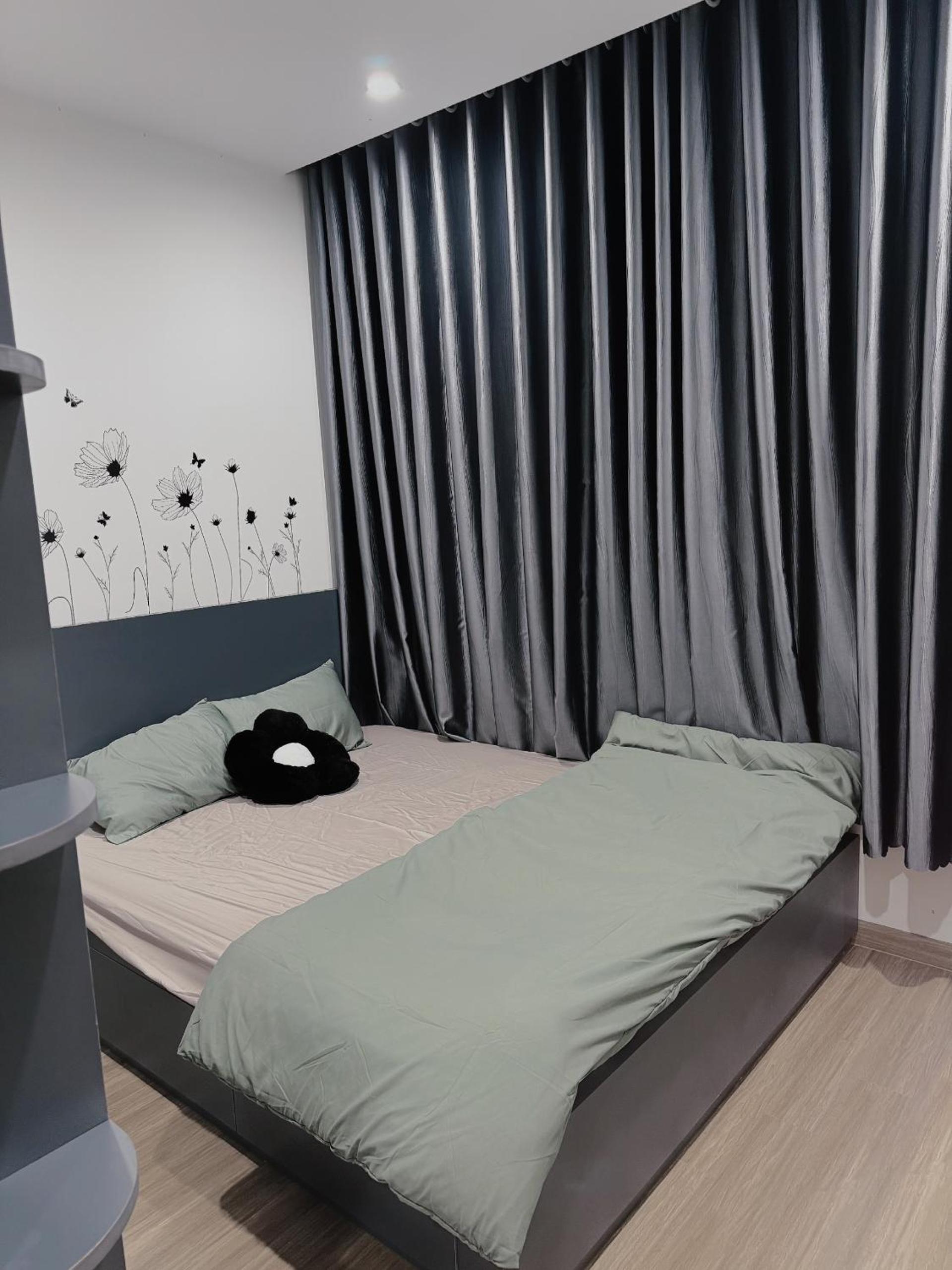 Qinie Home