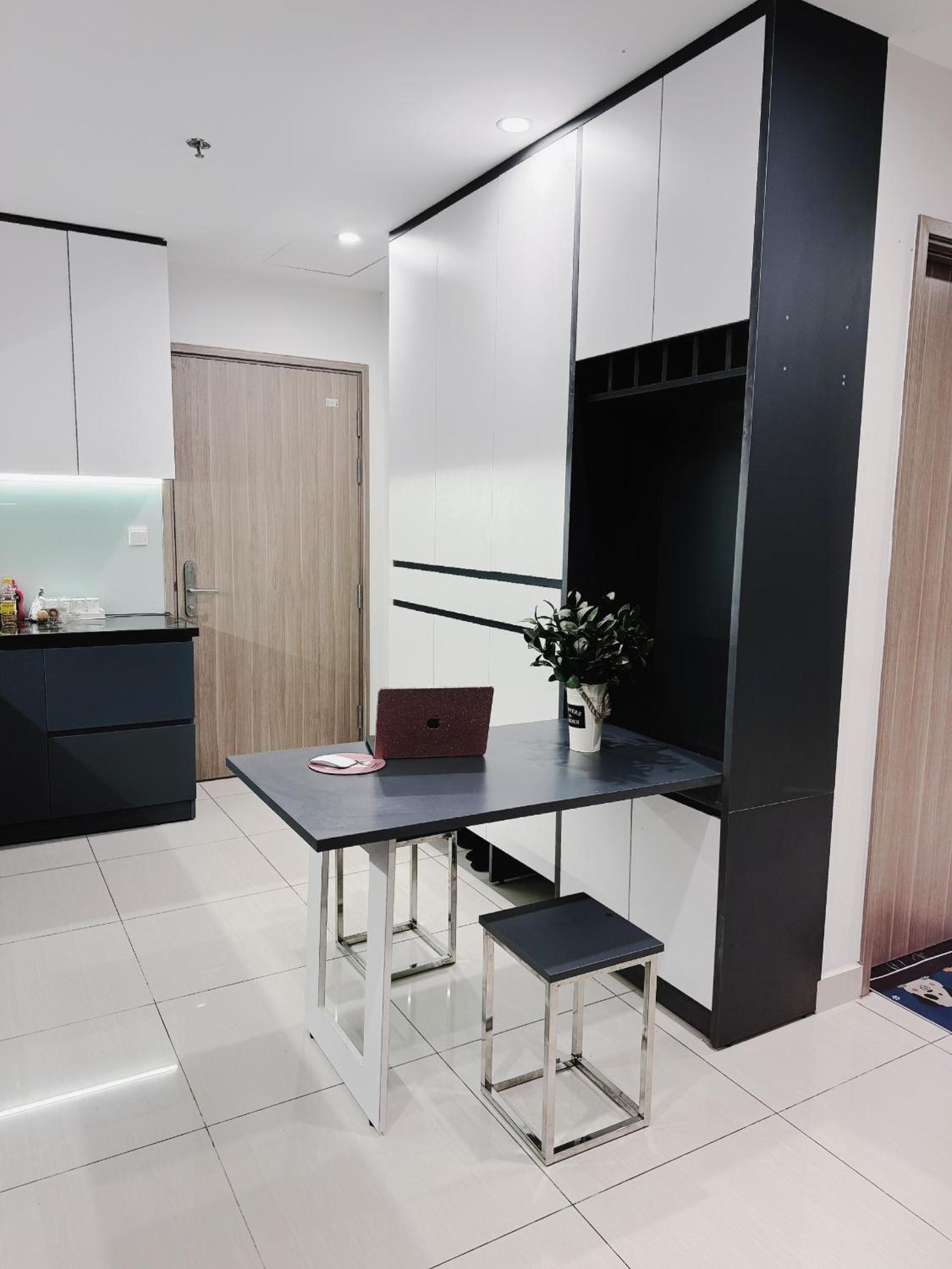 Qinie Home