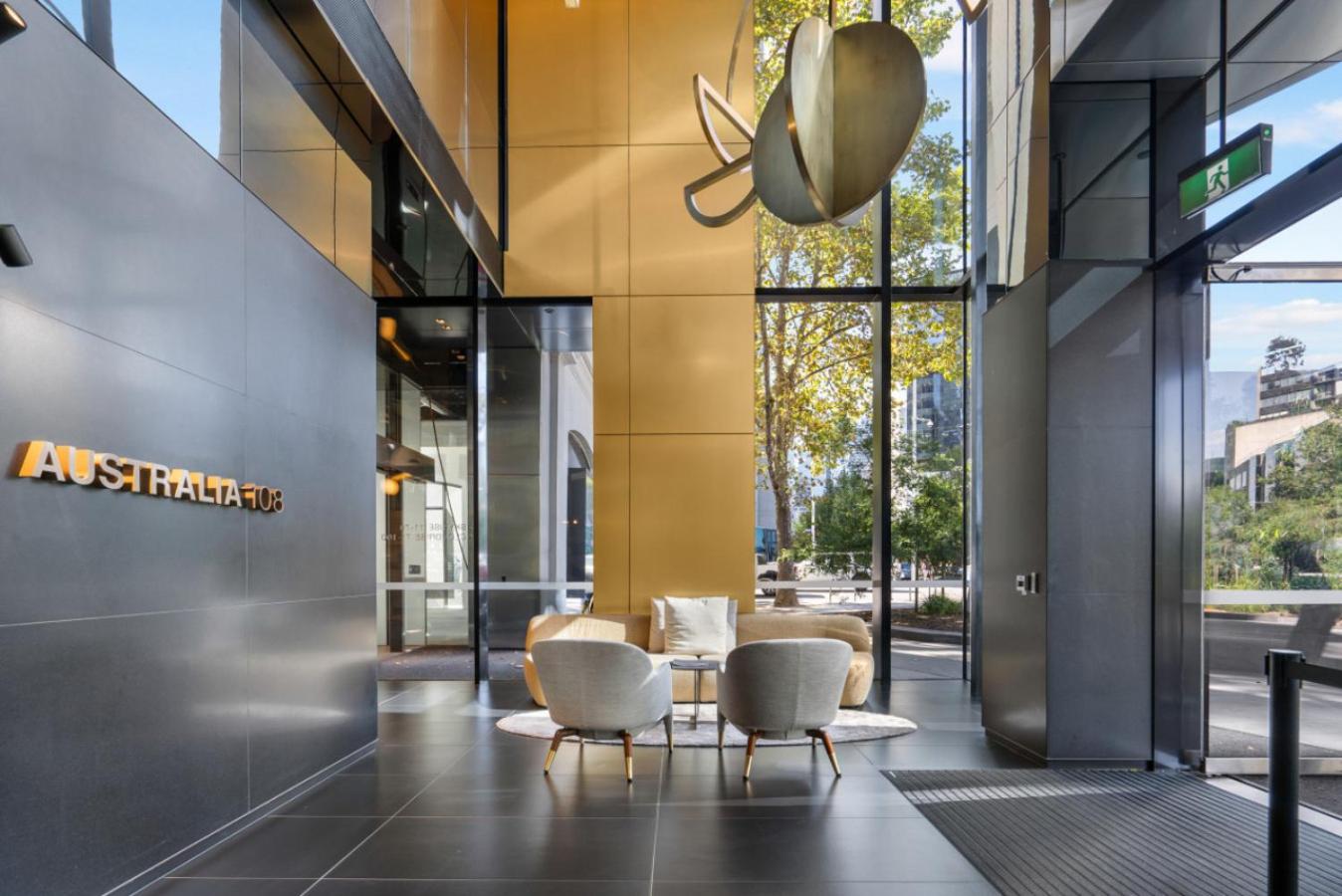Level 38 - Australia 108 Building Southbank Apartment - sleeps 4