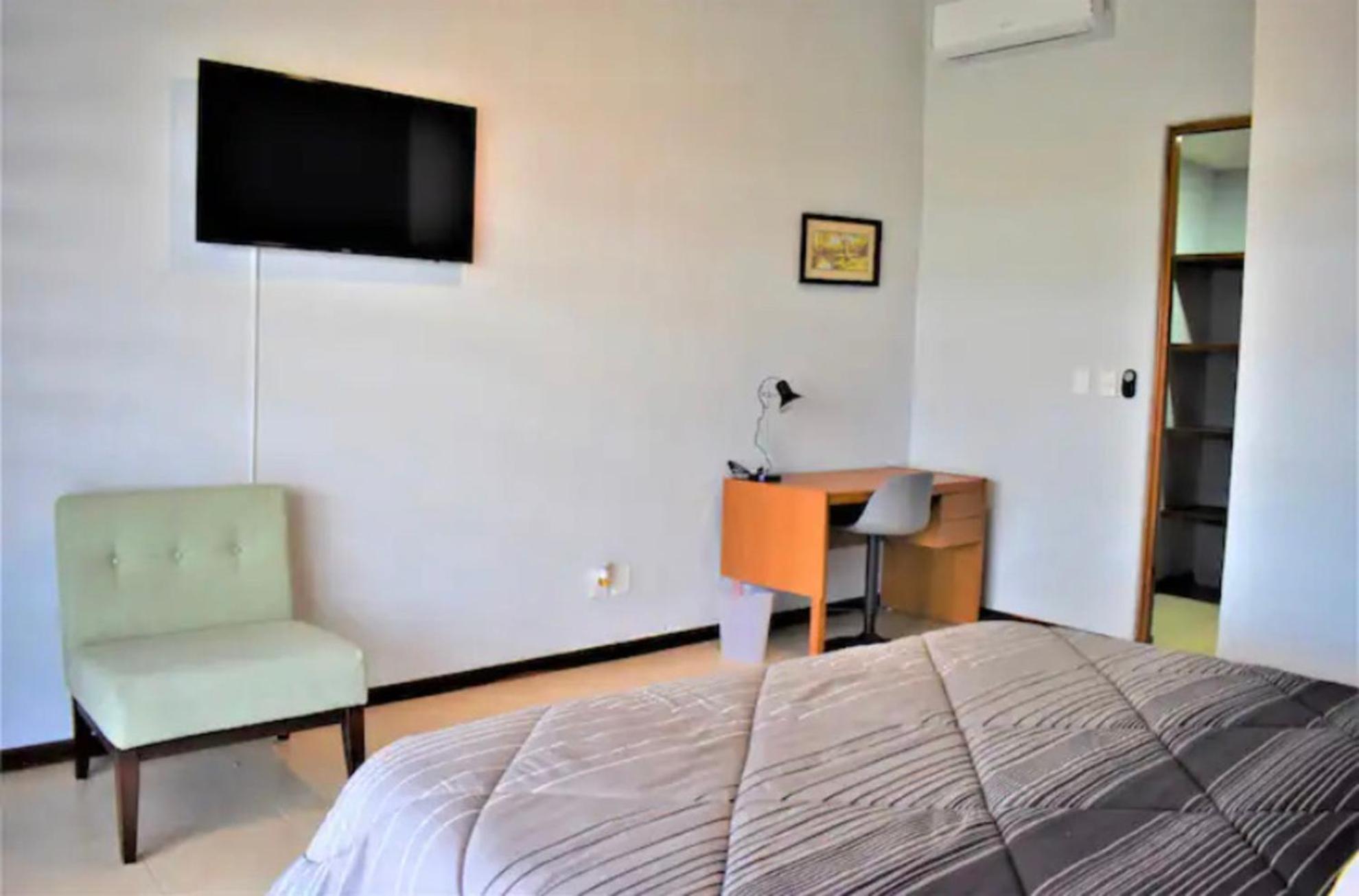 Villa Ángeles - Elegancia en la Zona Hotelera