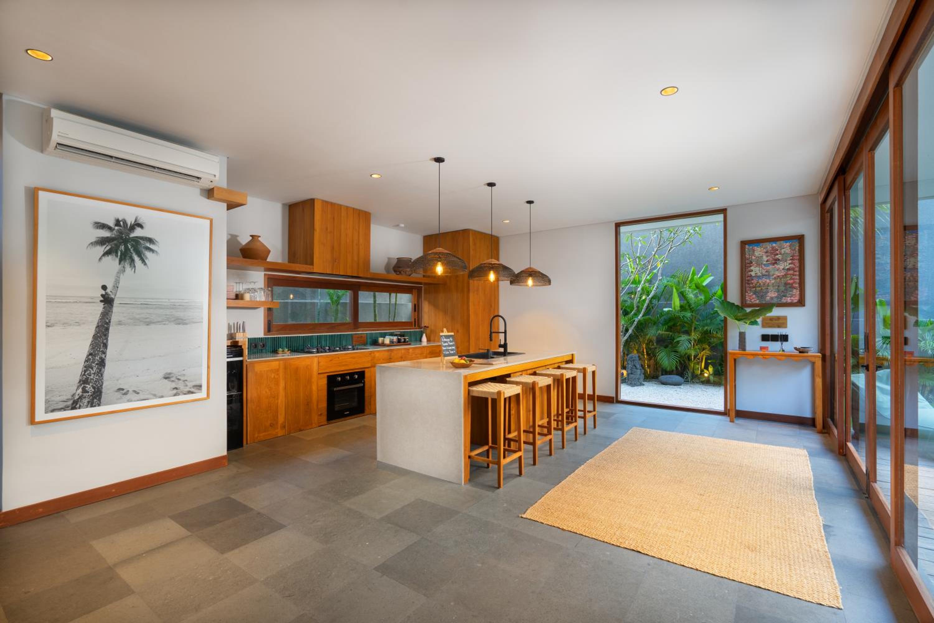 Rumah Pulau Family Friendly 3 BR Spacious Private Villa with Pool in Residential Uluwatu view 4