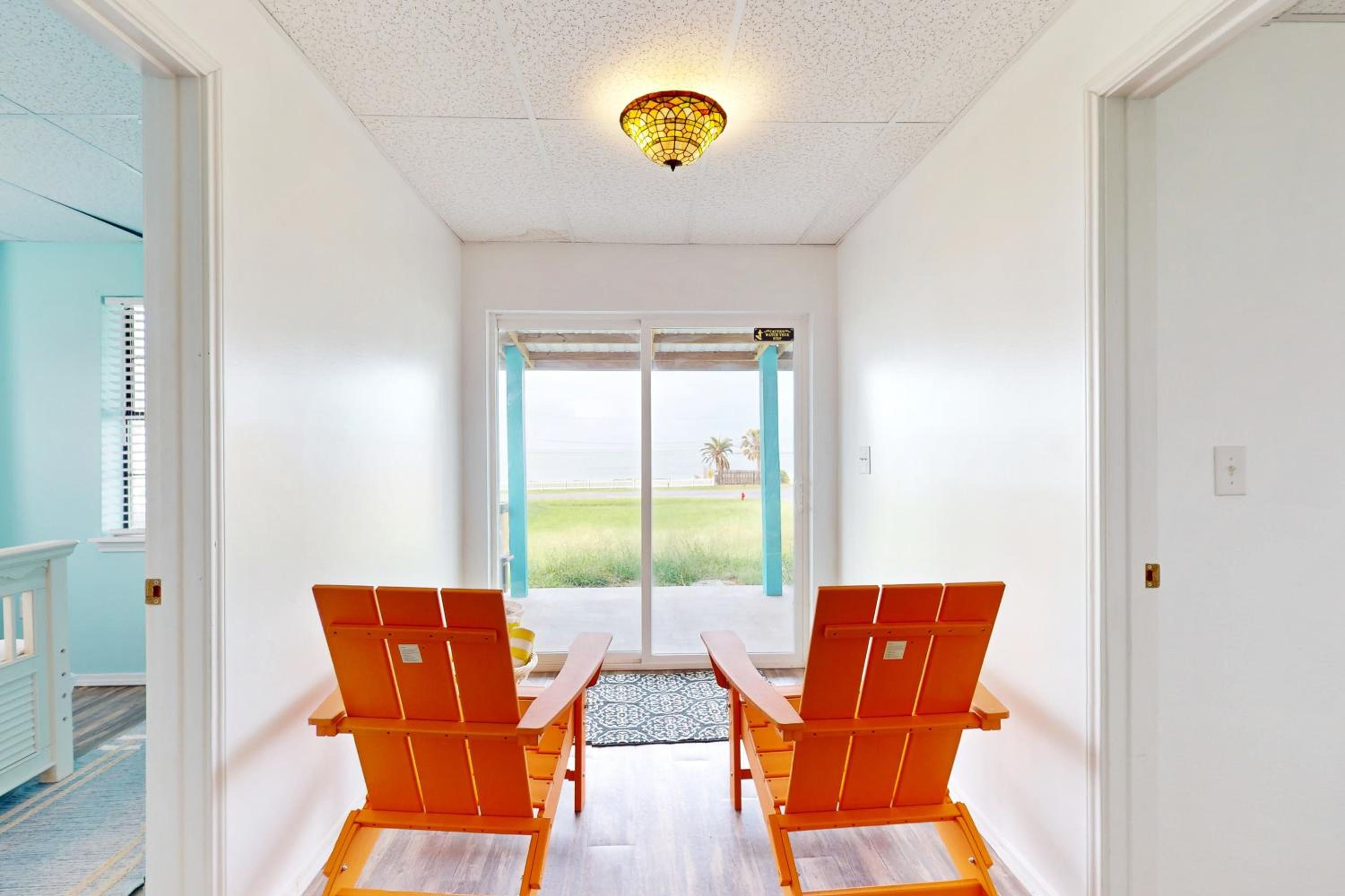 Bay Views and Beach Access Ingleside Getaway
