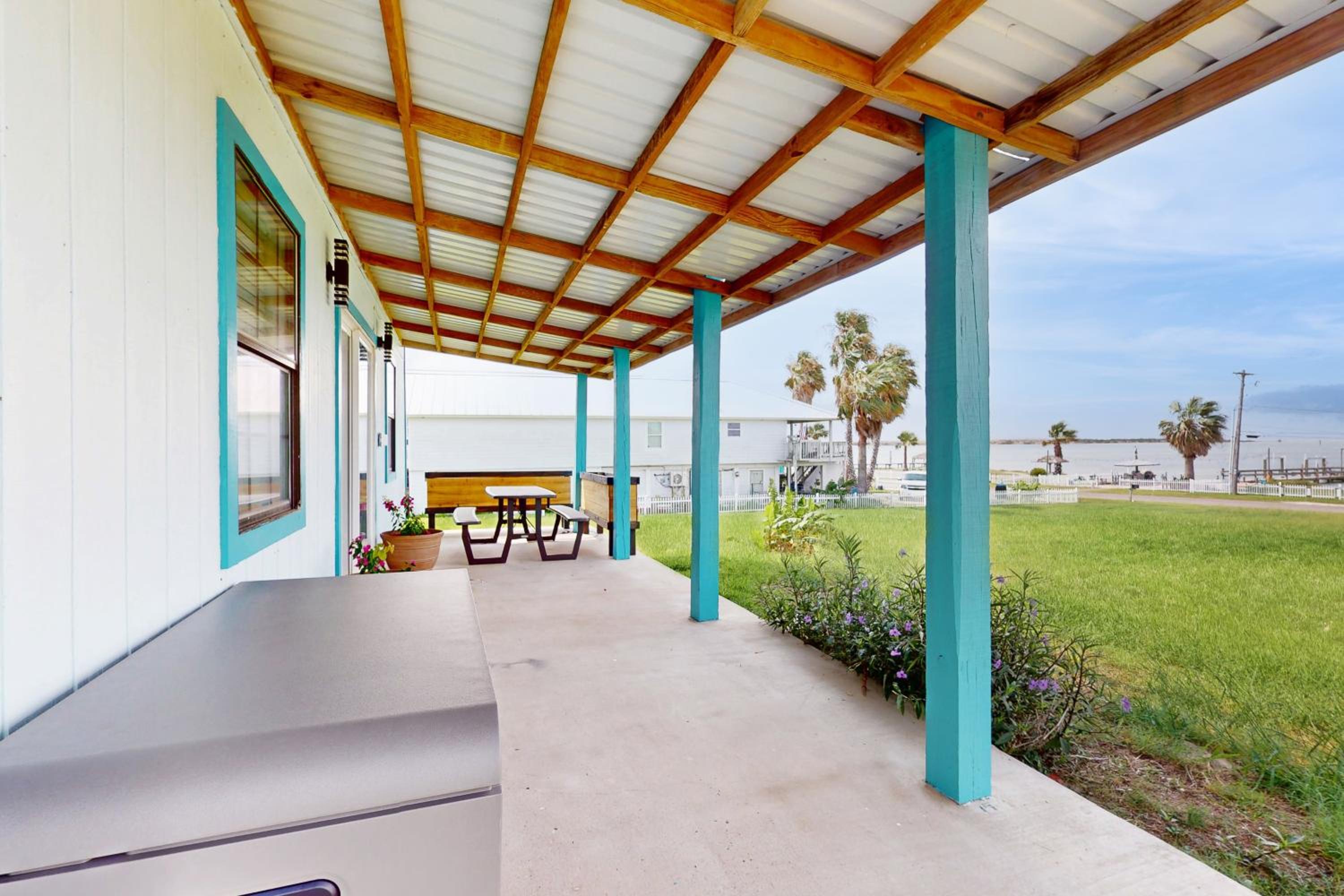 Bay Views and Beach Access Ingleside Getaway
