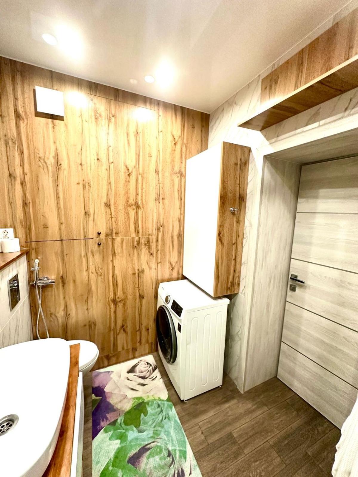 UTGEN Apartment