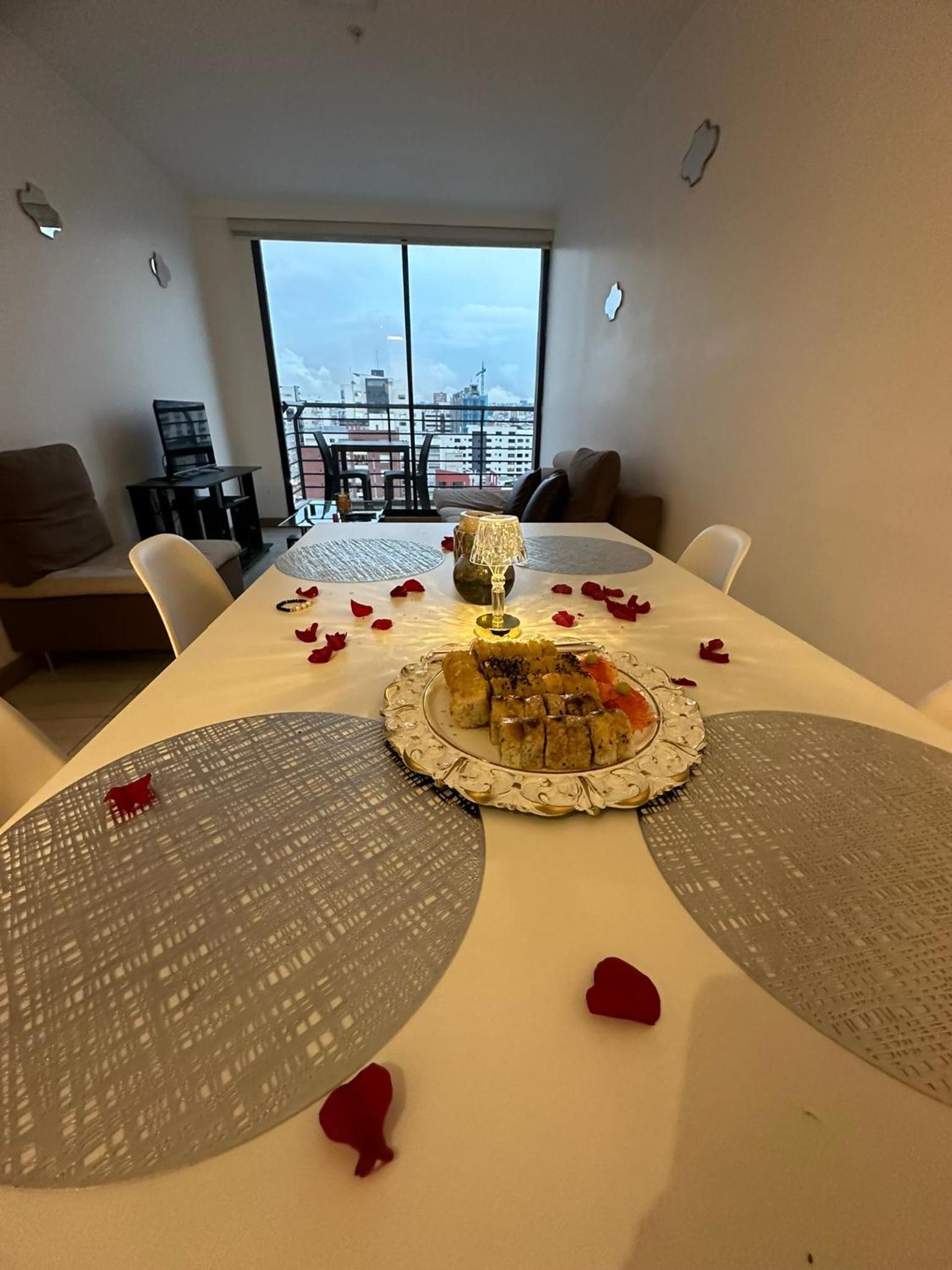 Five Stars Suites Paris, Quito view 5