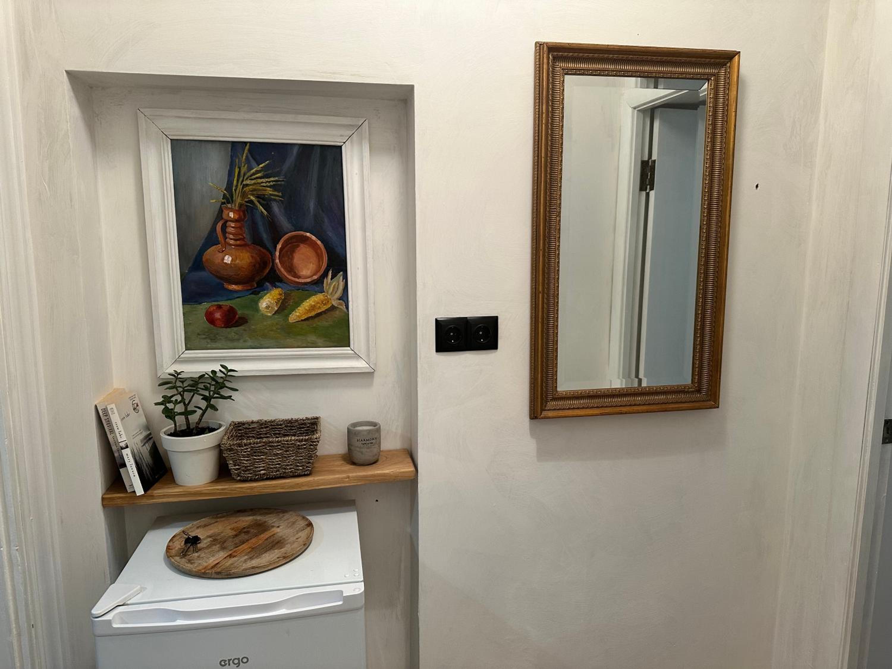 Art apartment on Kylisha str view 3