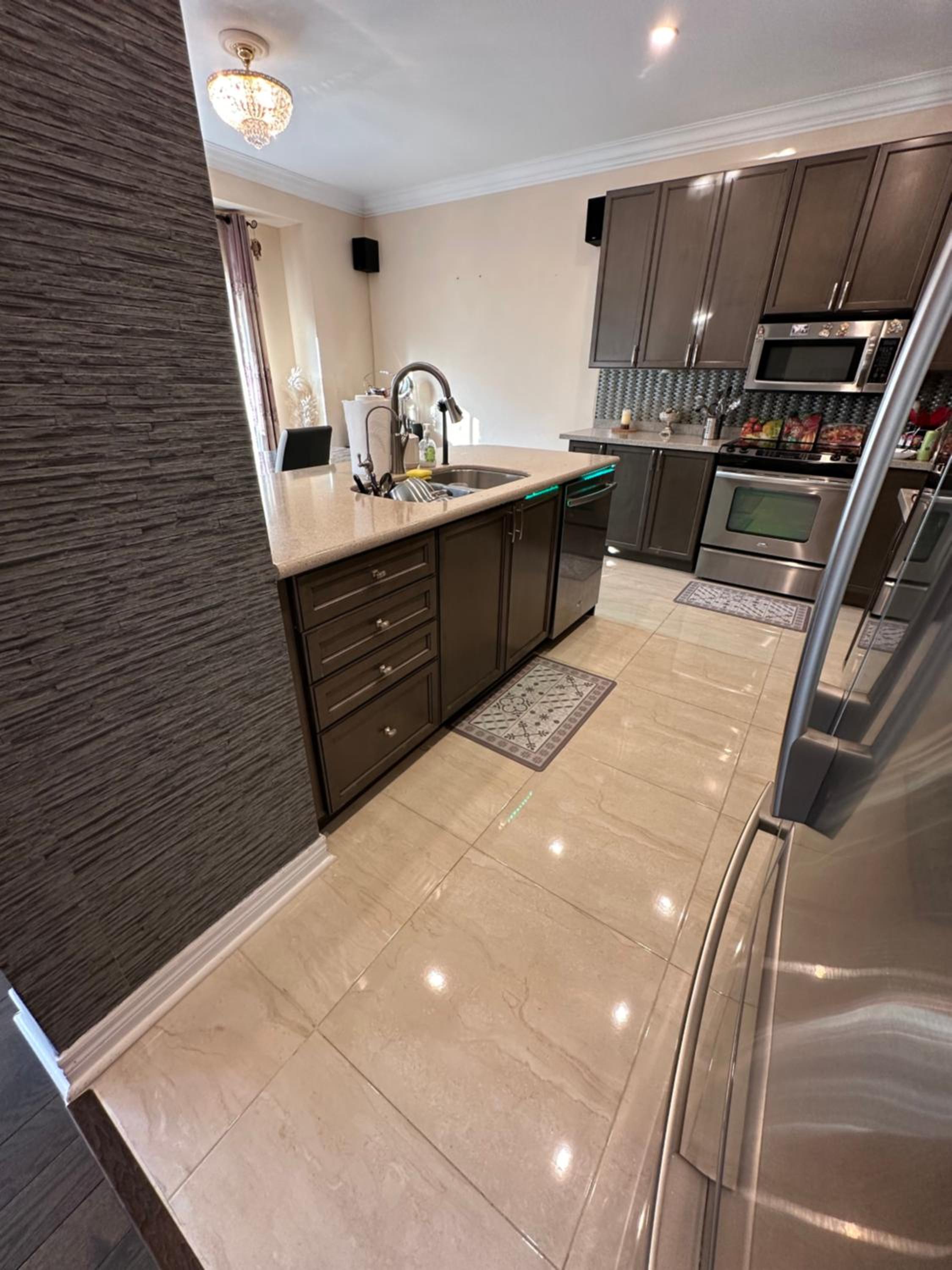 Luxury Villa in Richmond Hill