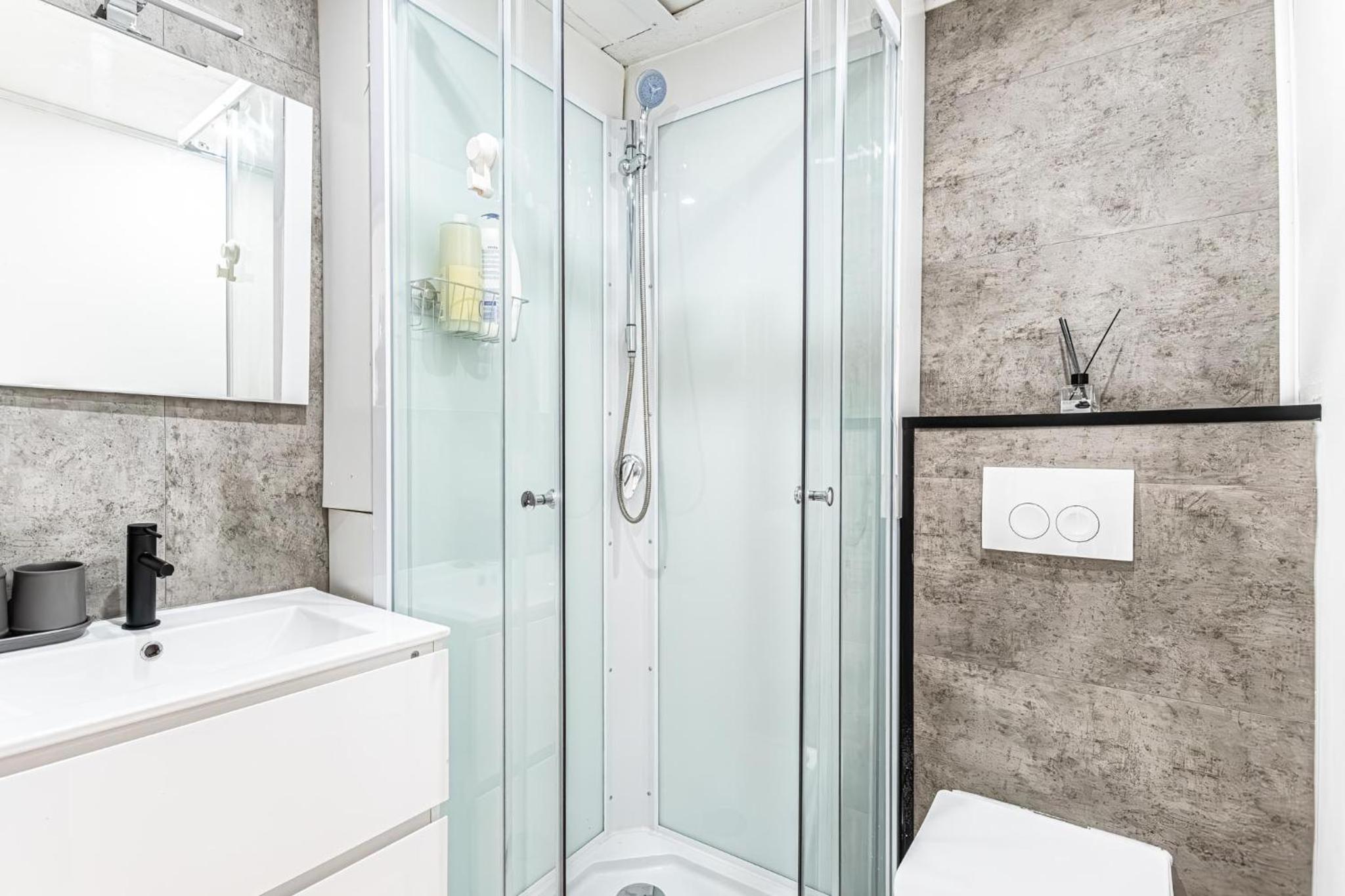 Spacious Shared 5BR Apt in the Heart of Gent