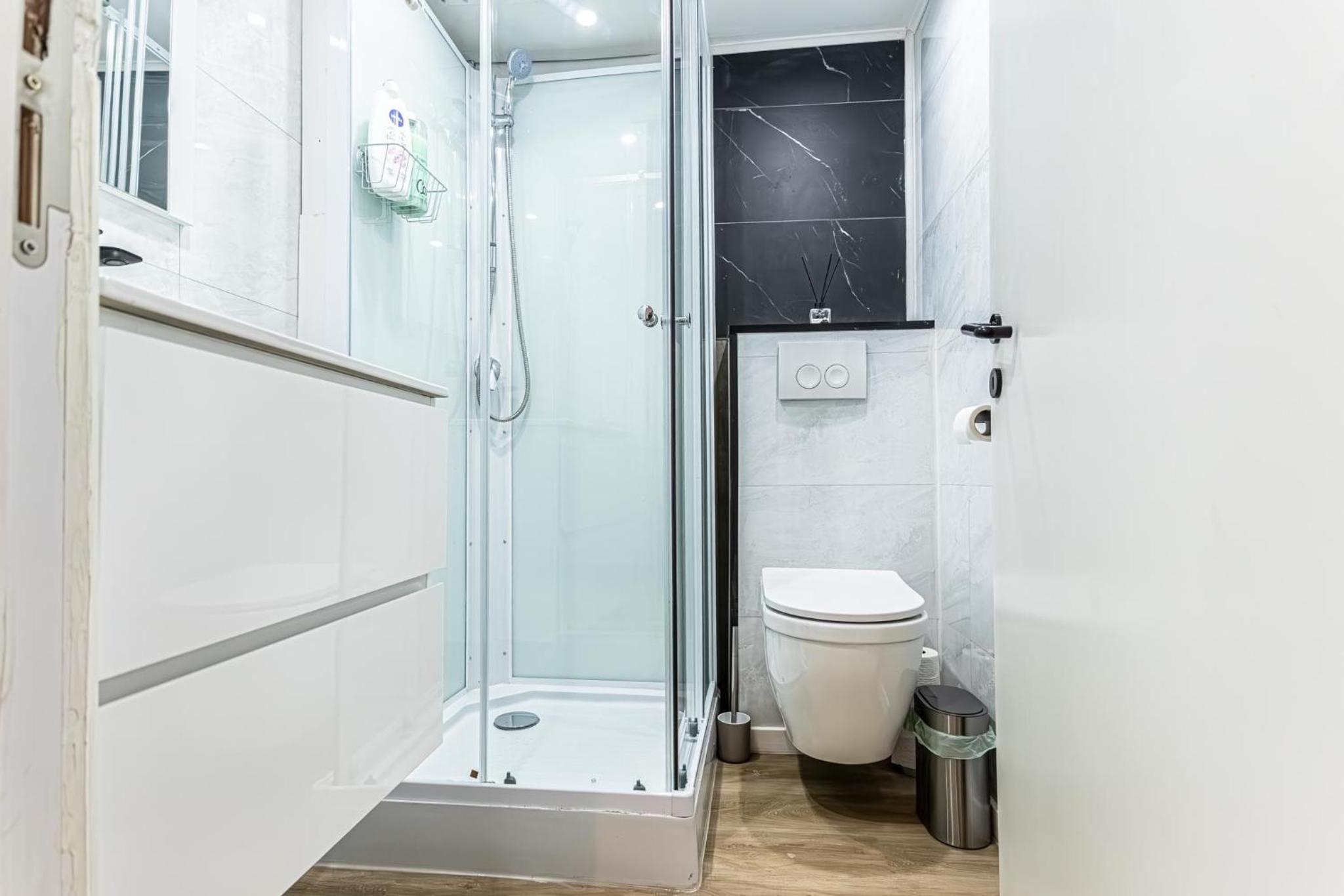 Spacious Shared 5BR Apt in the Heart of Gent