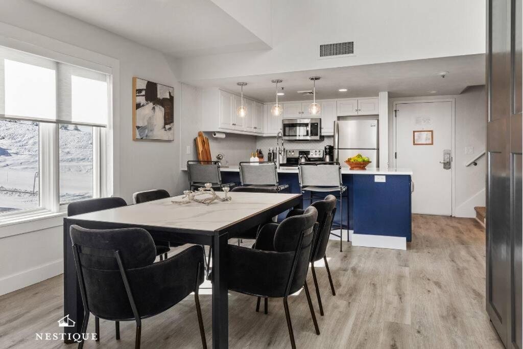 Alpine Haven at Park City Base Ski-In Ski-Out Condo Hosted by Nestique view 4