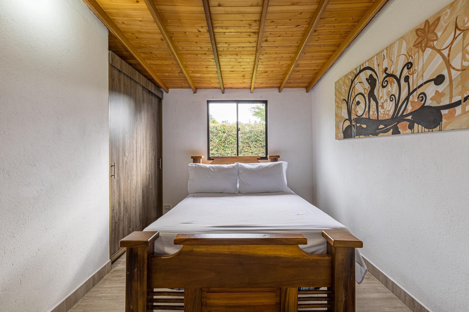 Buho Cabaña Santa Elena