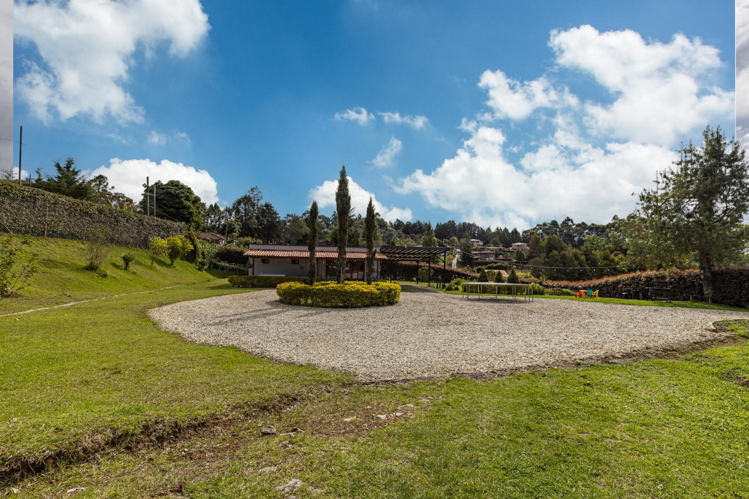 Buho Cabaña Santa Elena