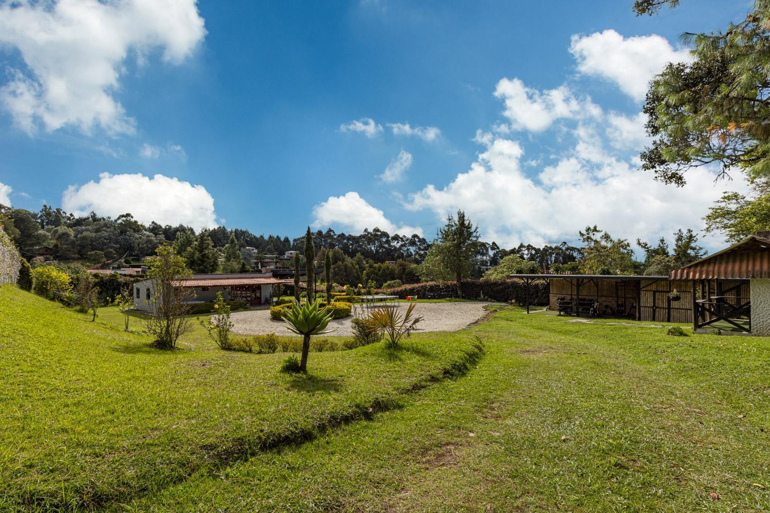 Buho Cabaña Santa Elena