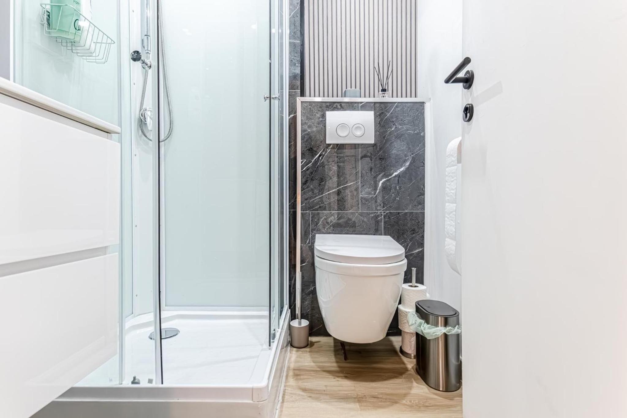 Spacious Shared 5BR Apt in the Heart of Gent