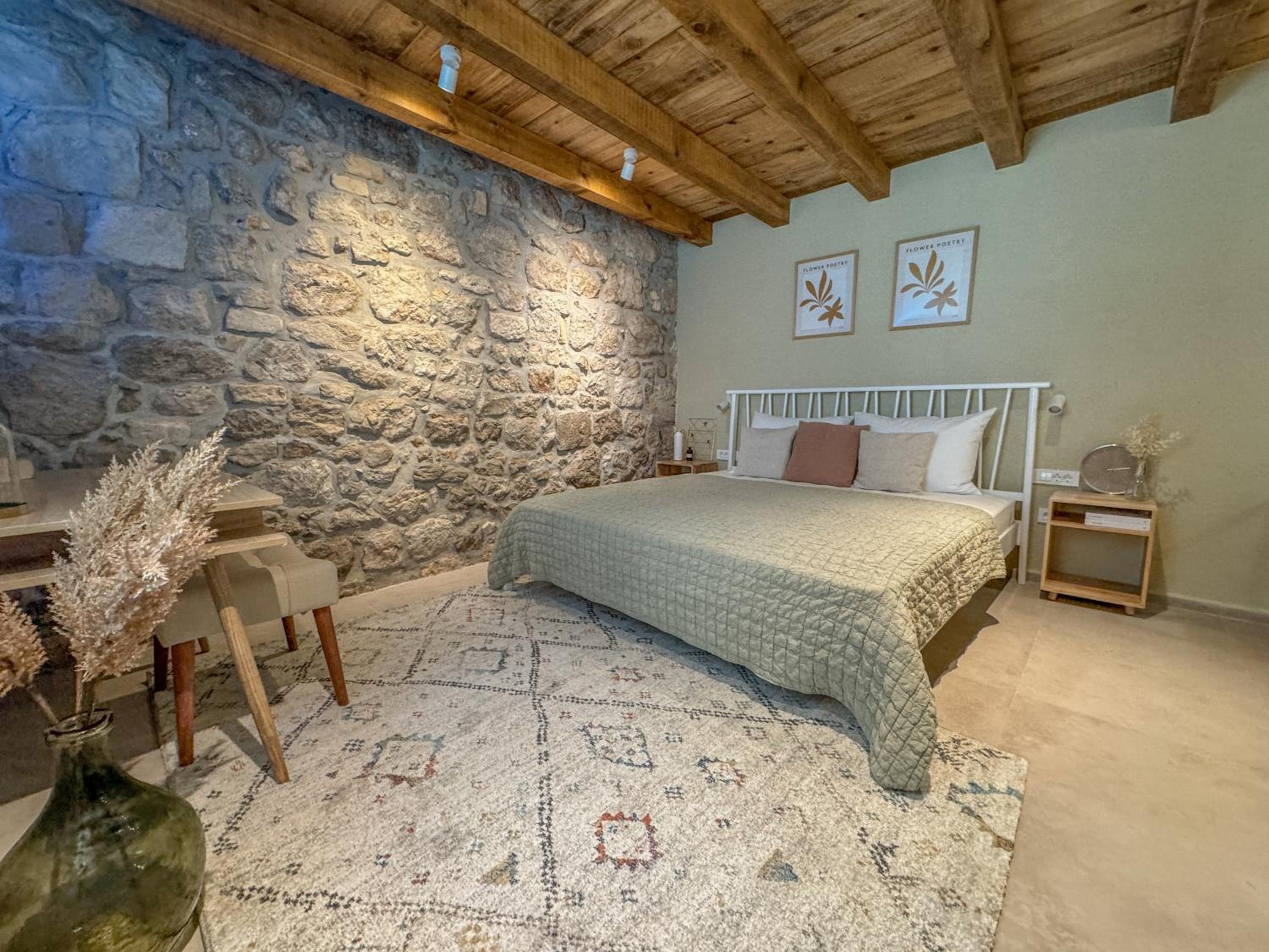 Olive Harmony Suite