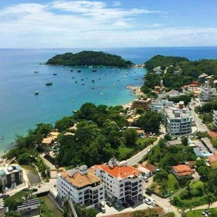 Bombinhas