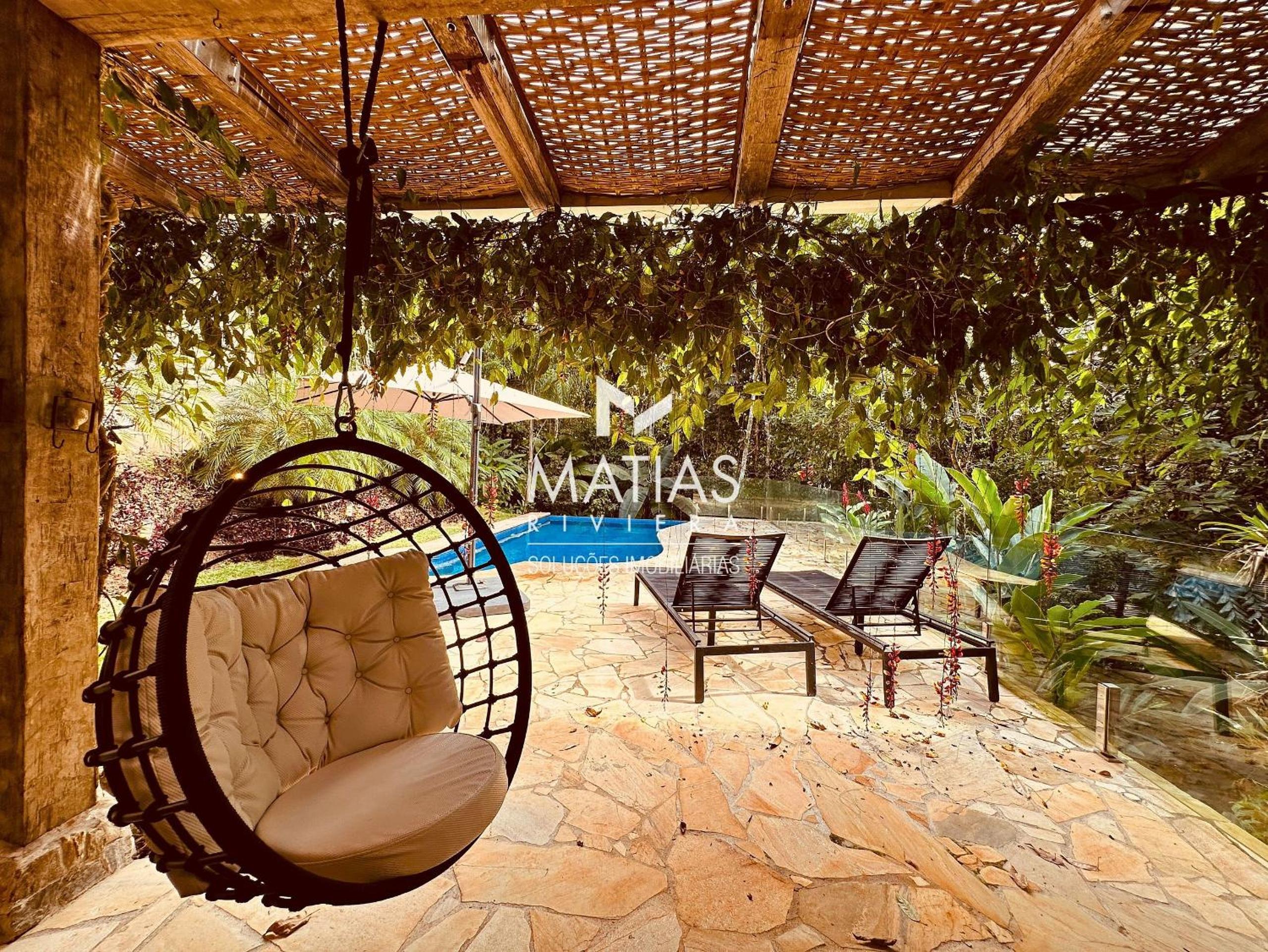 Casa de Luxo na Praia Semi-Privativa em Iporanga