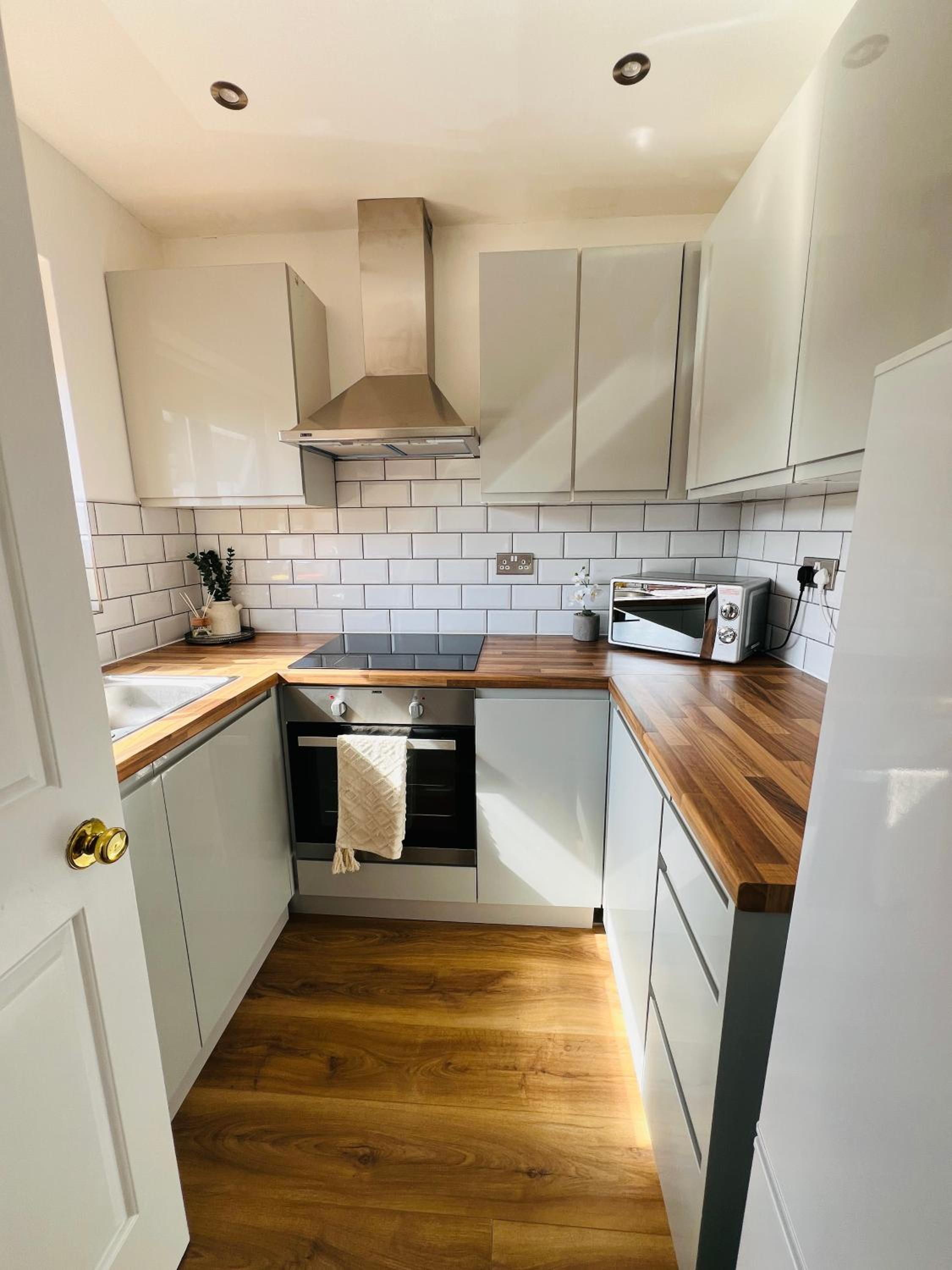 Studio Apartment (St Katherine’s and Wapping)
