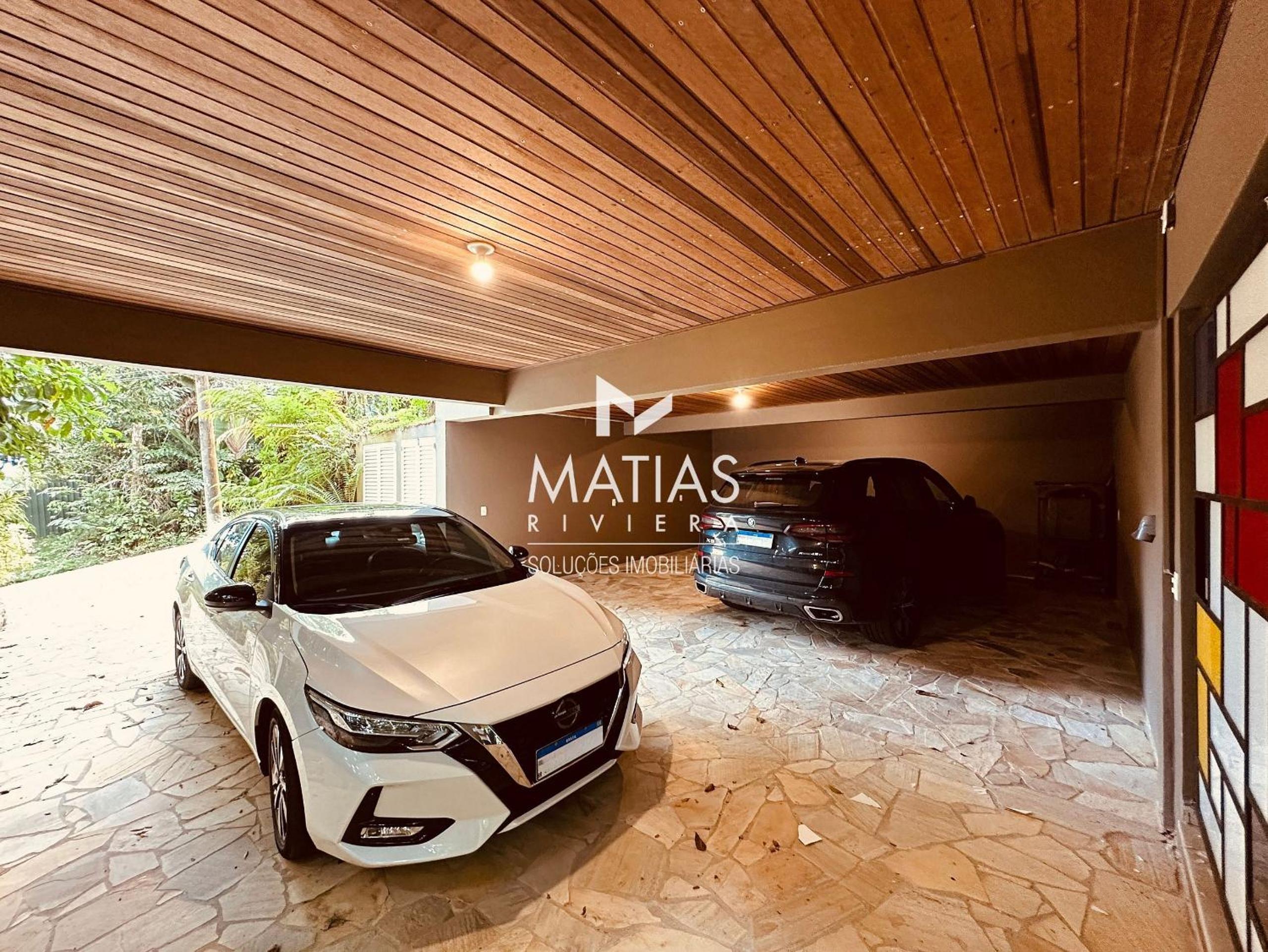 Casa de Luxo na Praia Semi-Privativa em Iporanga