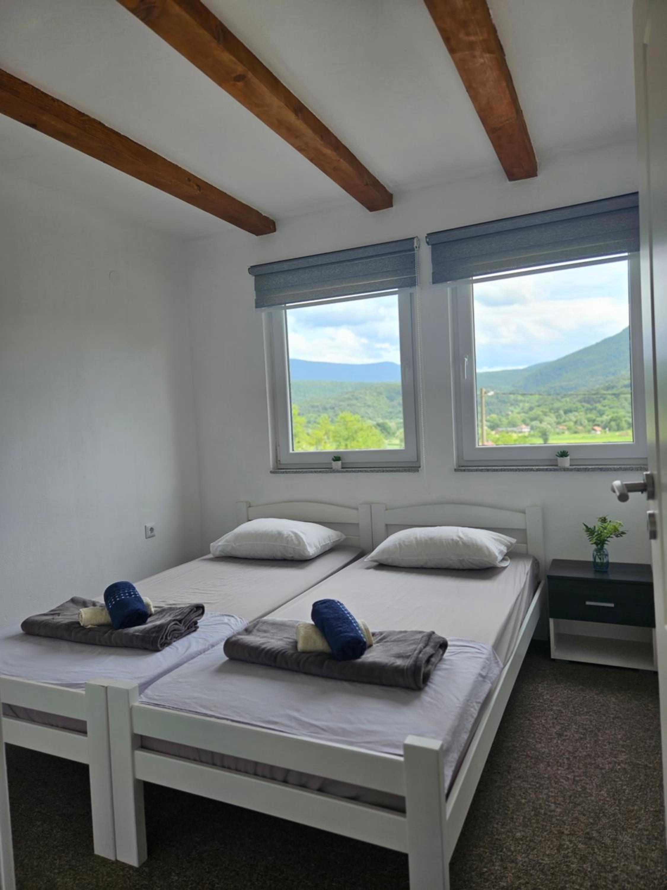 Seosko domaćinstvo Bajbut
