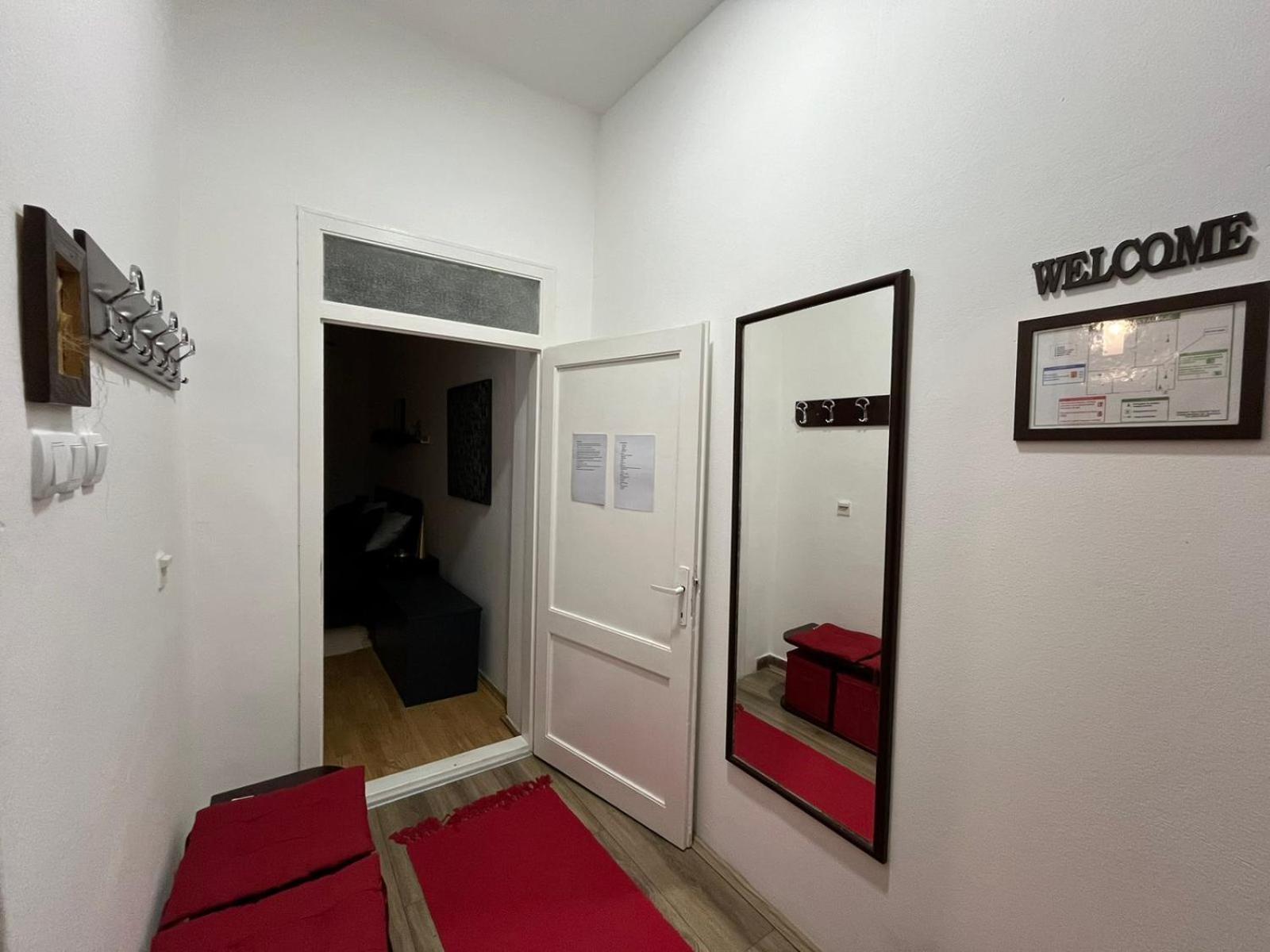 Apartmani Komoč
