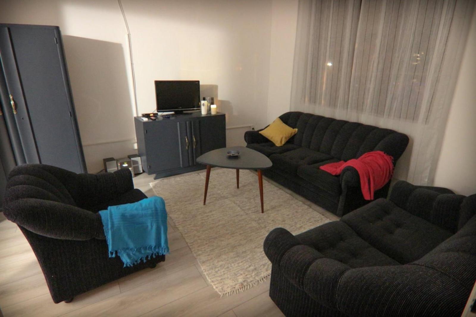Apartmani Komoč