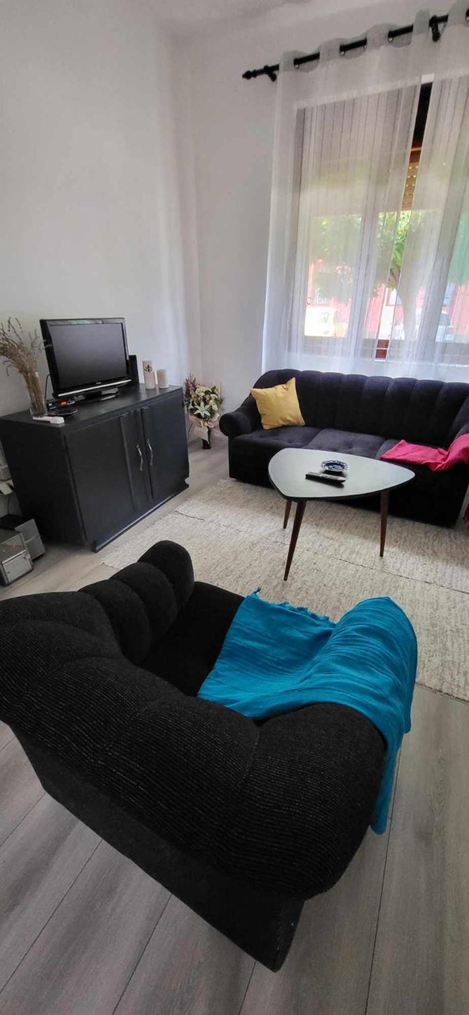 Apartmani Komoč