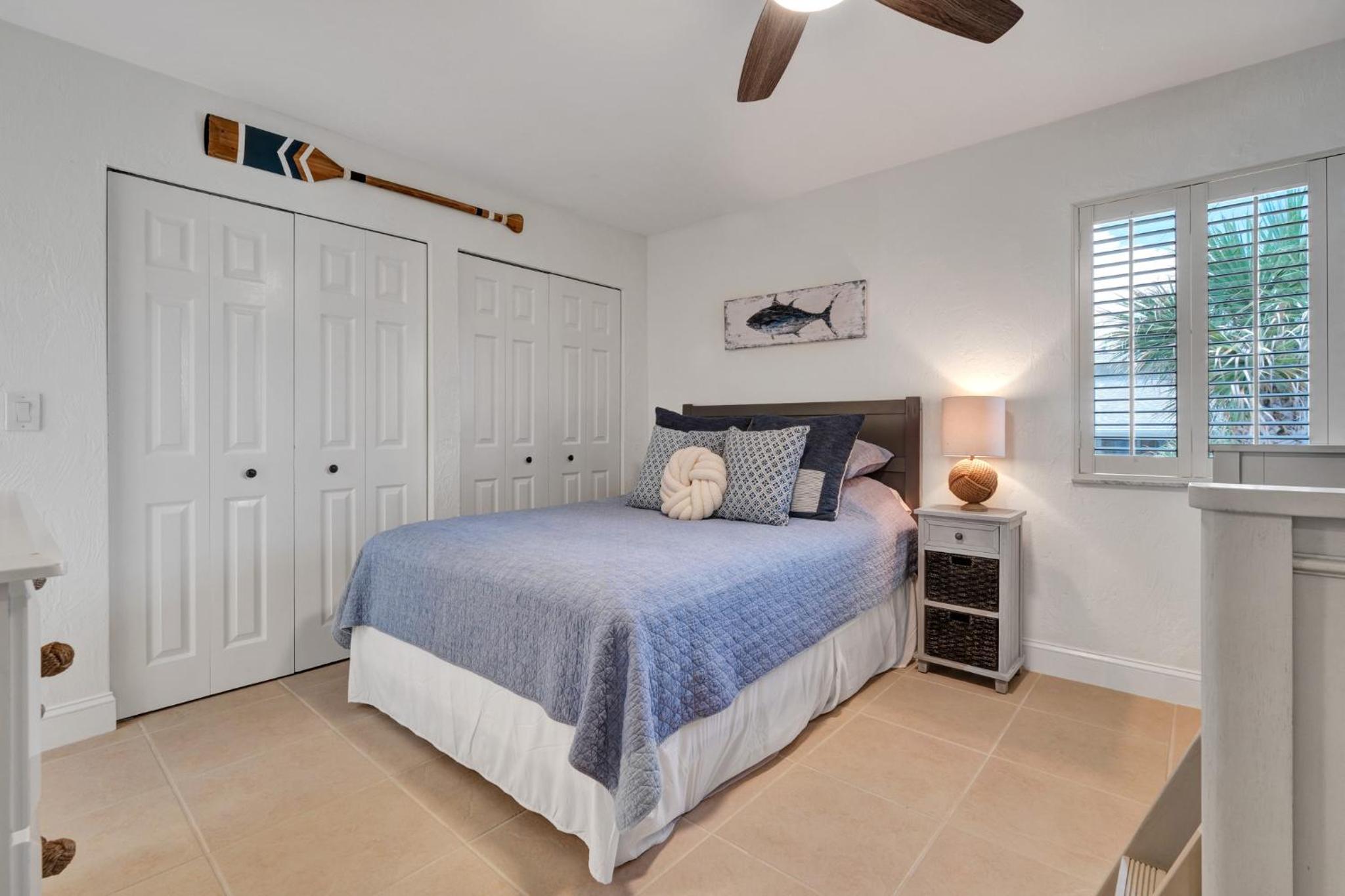Oceanside Village Townhouse No Drive New Smyrna Beach, Private Ground Floor Patio w Grill