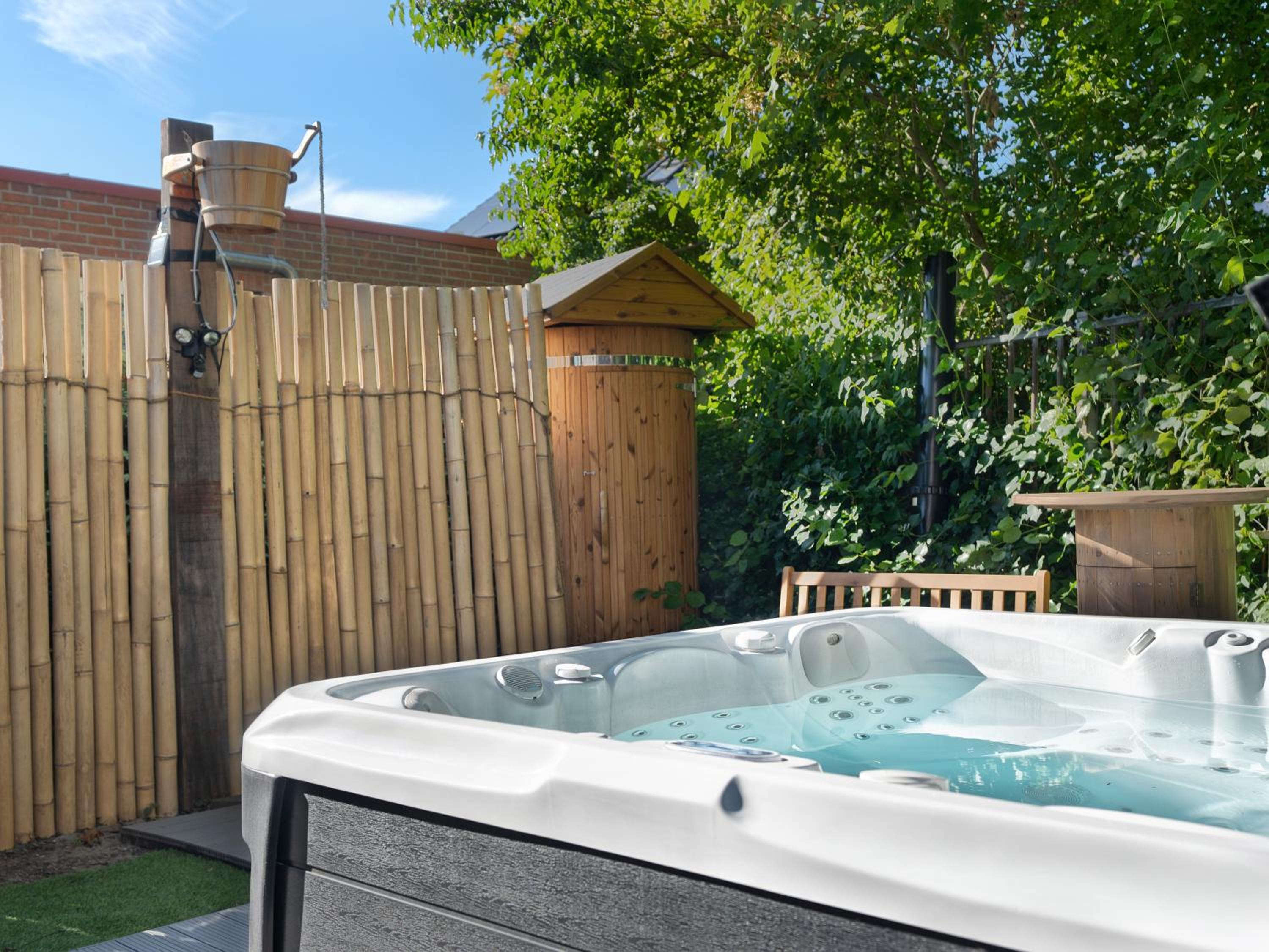 Luxe kamer met stoomsauna bij B&B Gezond aan Zee - Toegang bad en buiten Wellness tegen meerprijs view 5