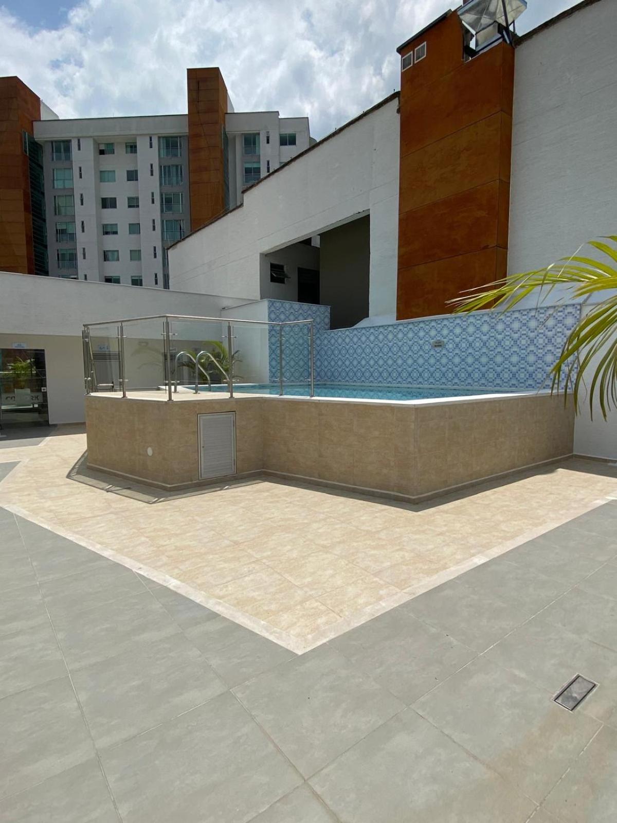 Nuevo apartamento cerca de todo