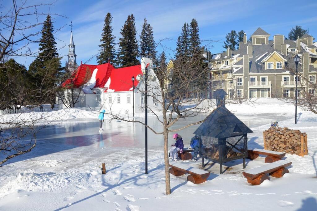 Les Eaux Tremblant Classic Chalet Pool & Jacuzzi