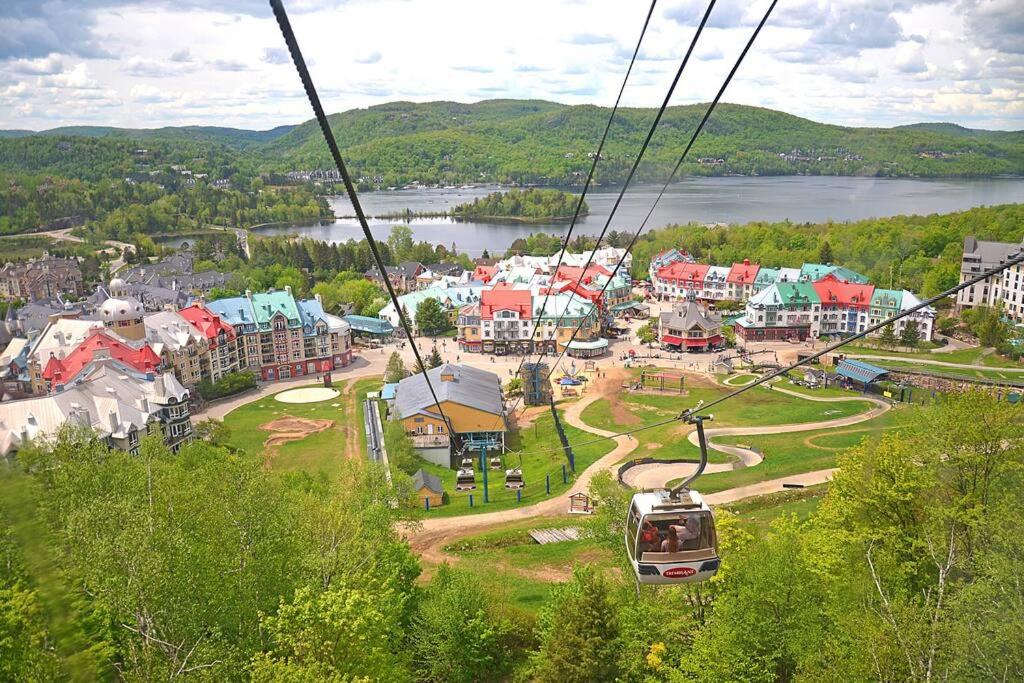 Les Eaux Tremblant Classic Chalet Pool & Jacuzzi