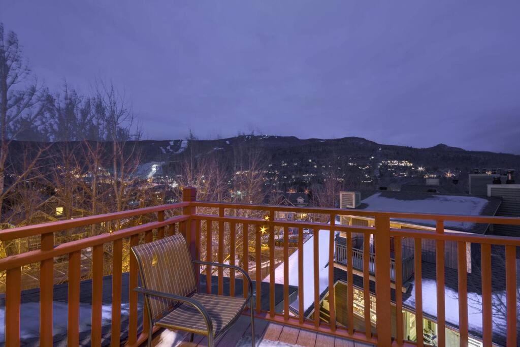 Les Eaux Tremblant Classic Chalet Pool & Jacuzzi