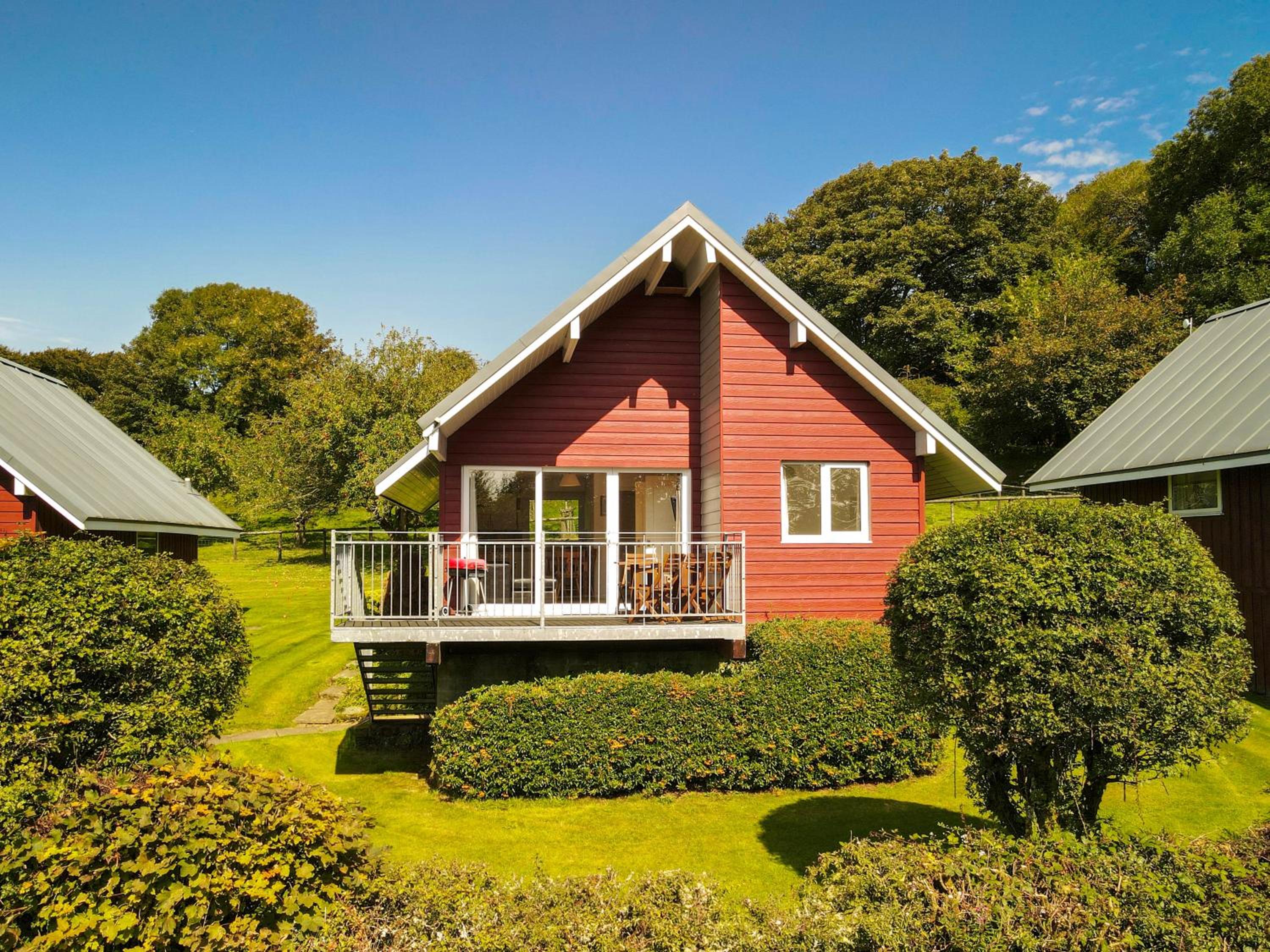 Ta Mill Cottages & Lodges - Meadowview Chalet 3 view 4