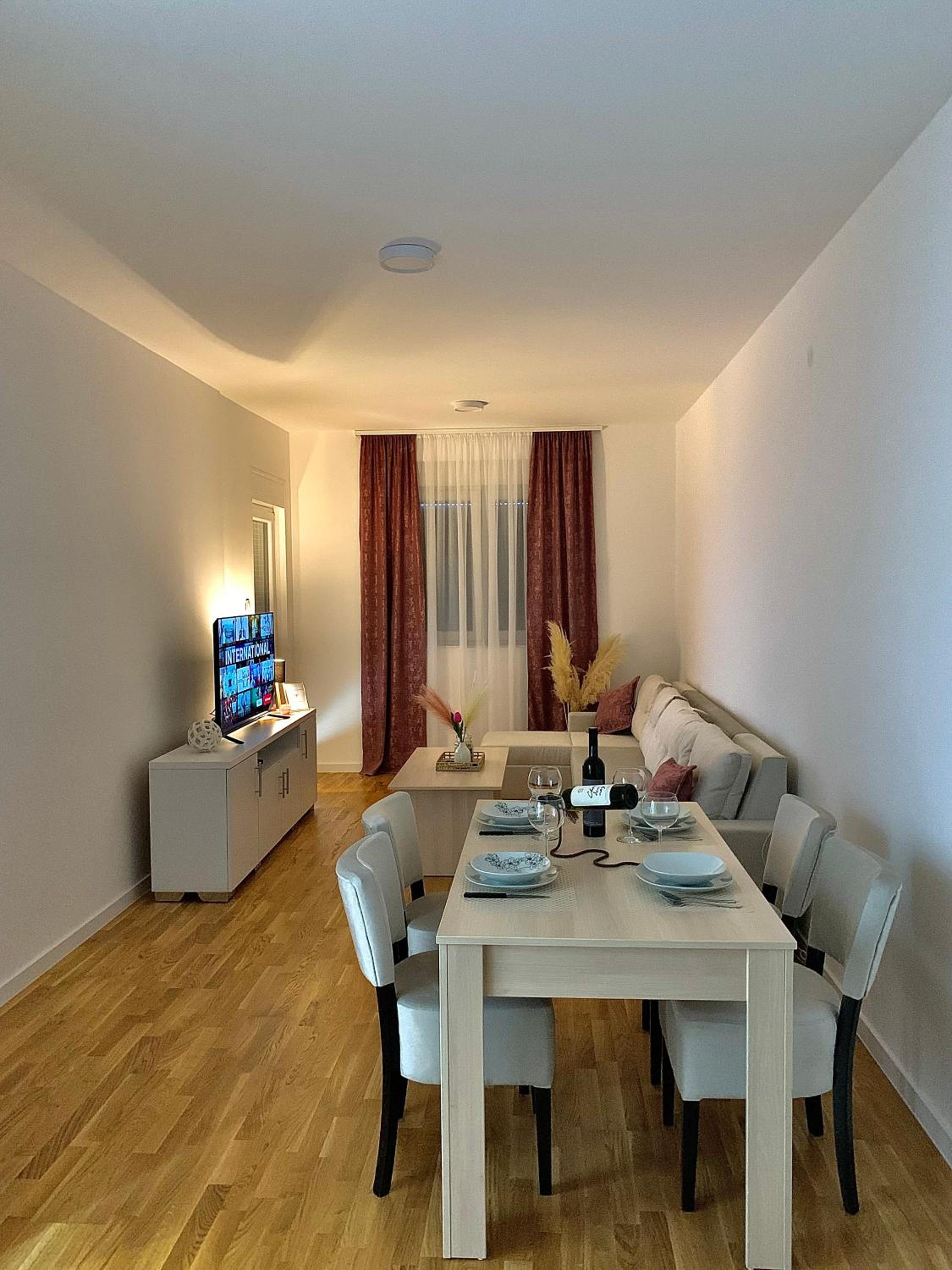 Apartment Green View6