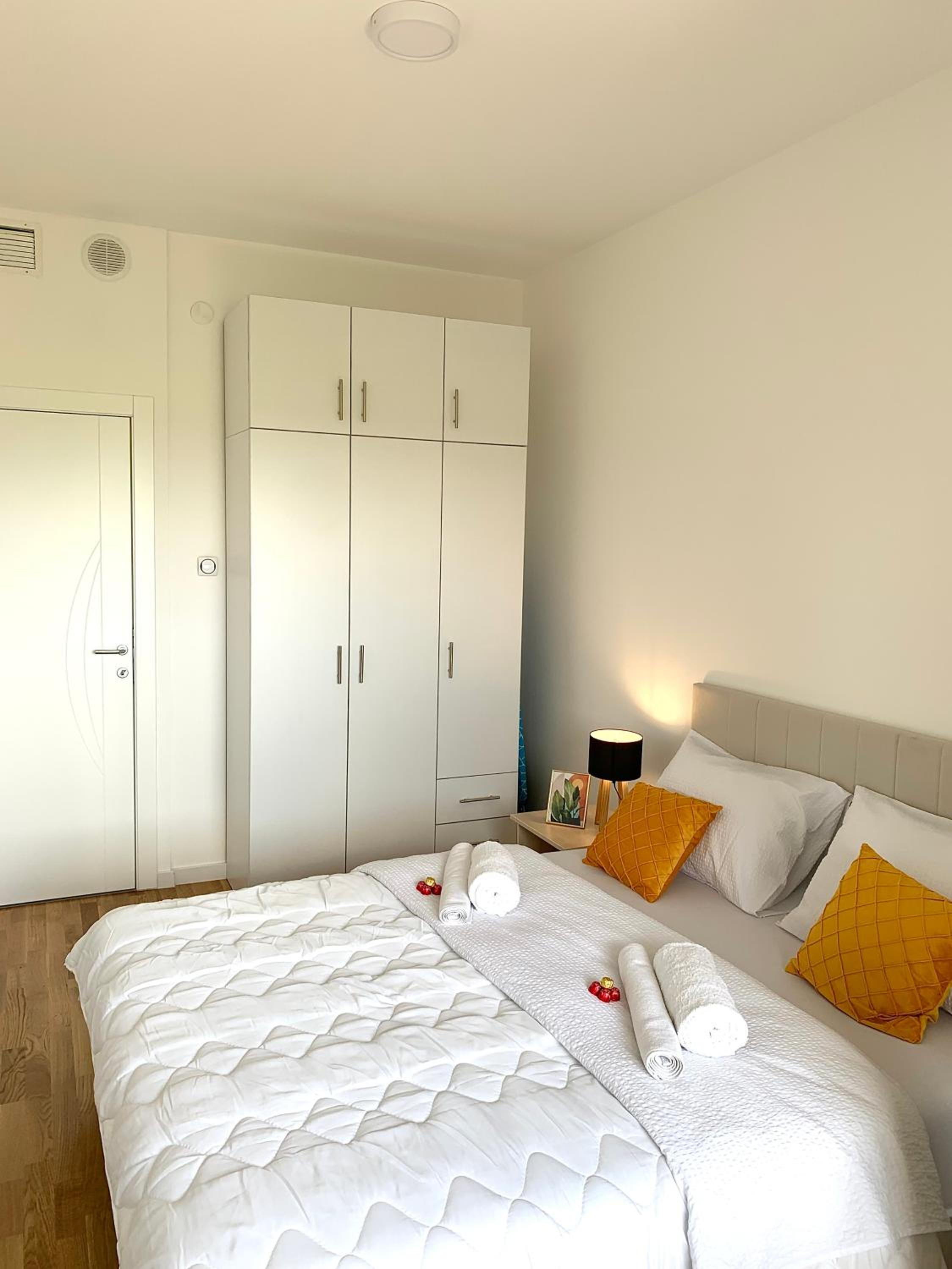 Apartment Green View6