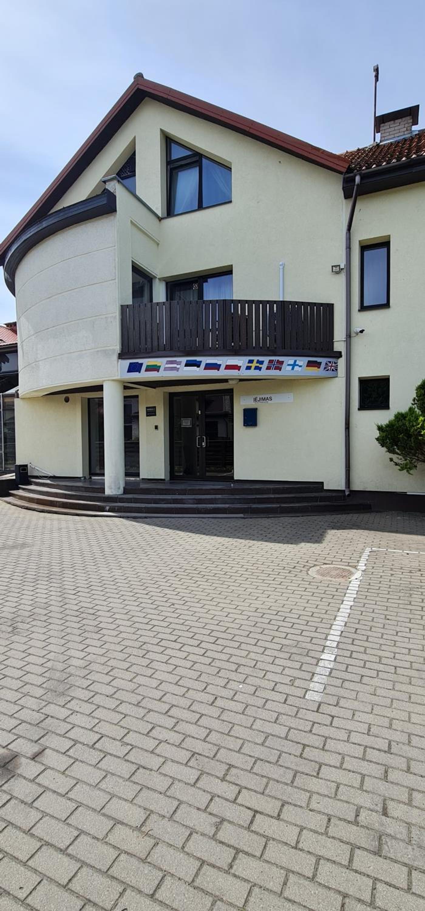 Apartamentai per 2 aukštus prie jūros Klaipėdoje view 2