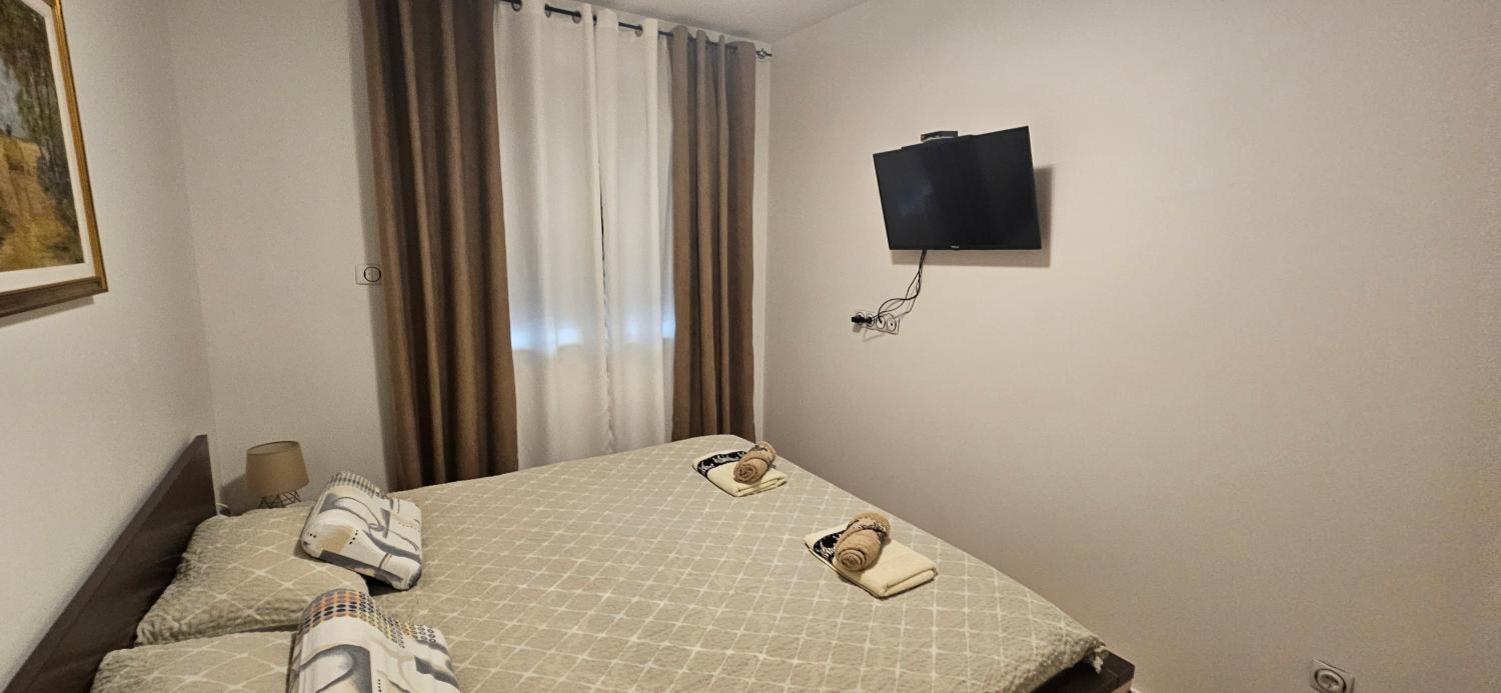 Apartment M