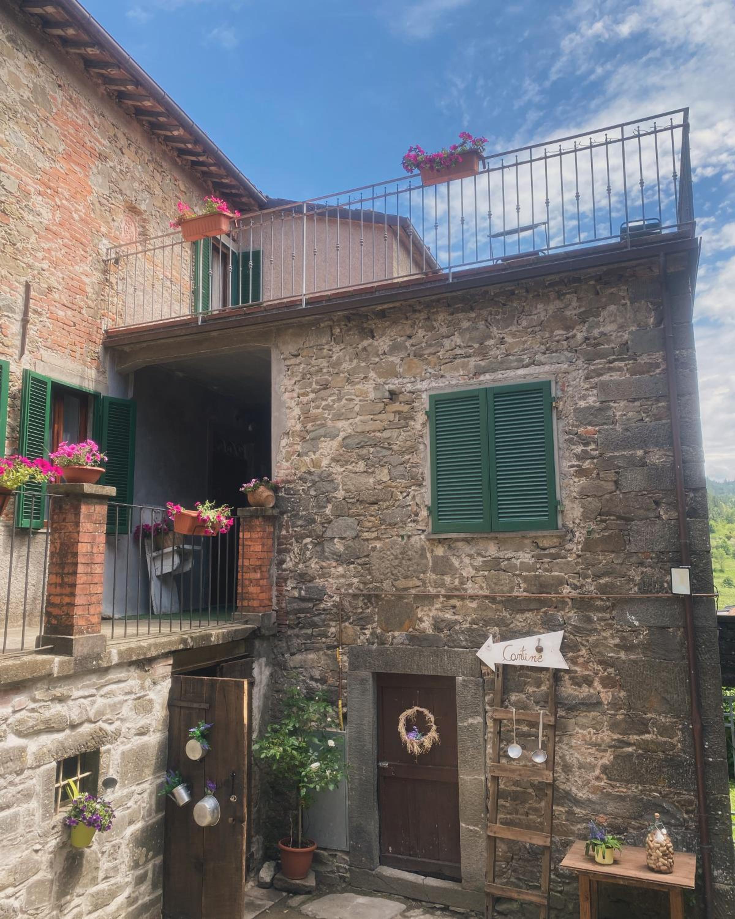 Locanda il dolce far niente en Modena — balance & terrace