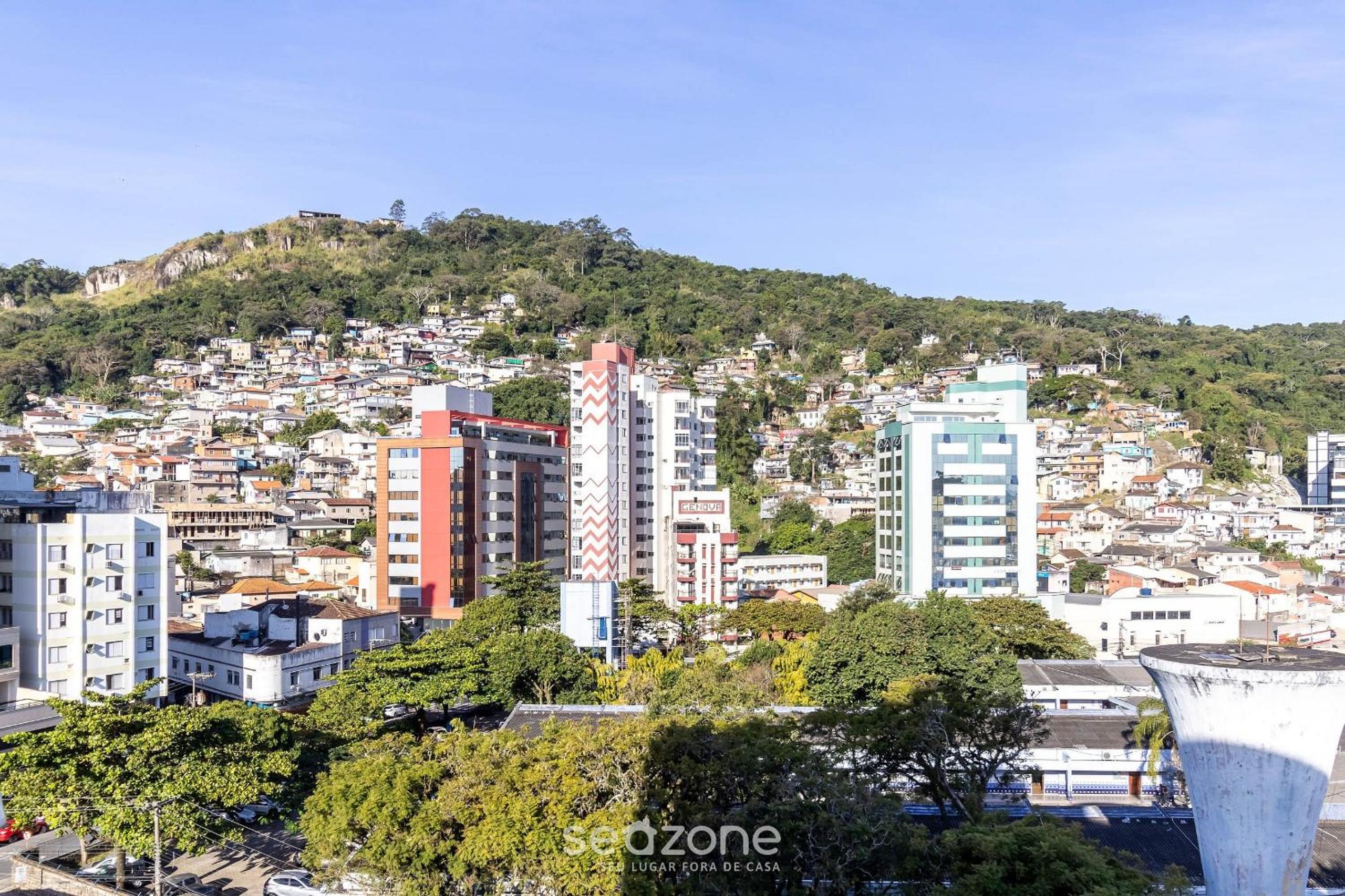 EVAs - Charming Apartments with Sea View in Floripa
